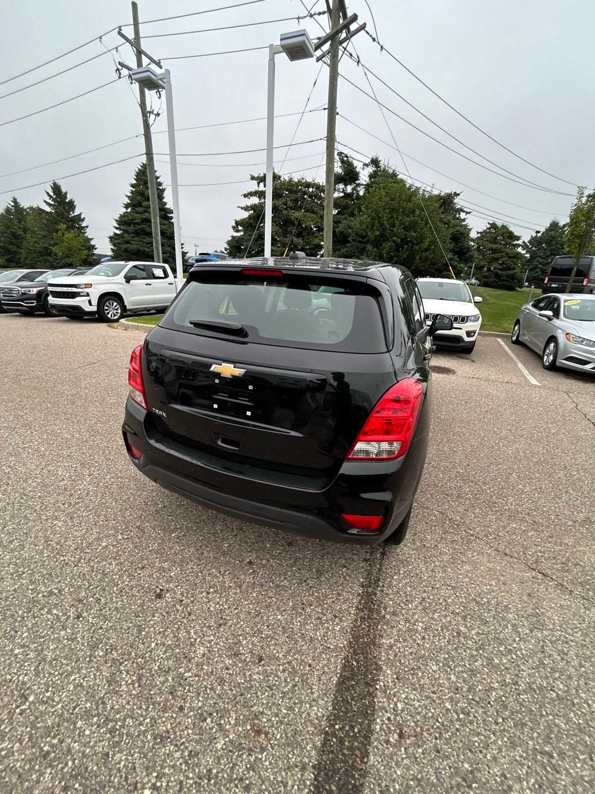 Thumbnail: 2019 Chevrolet Trax - 21