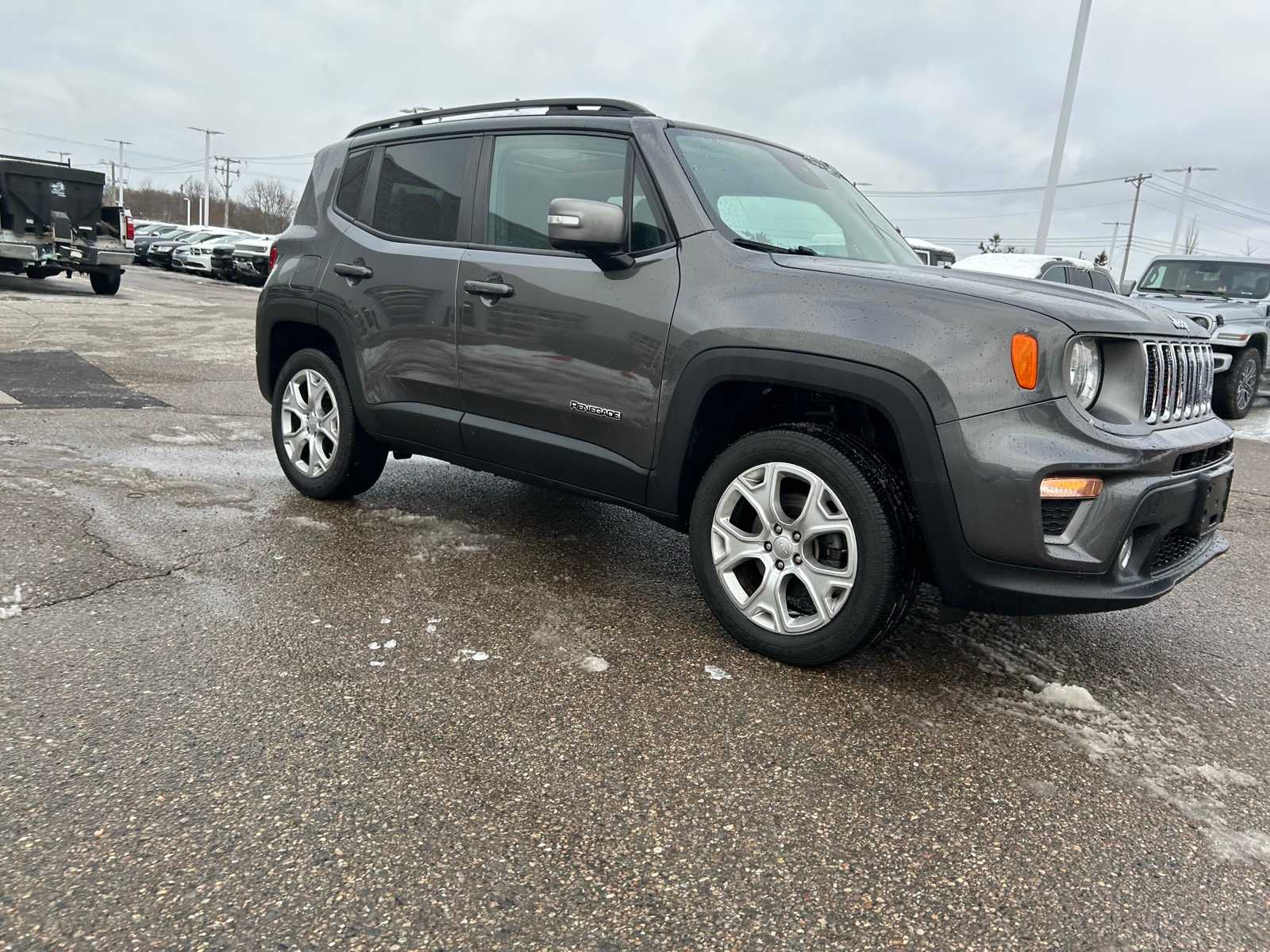 Thumbnail: 2019 Jeep Renegade - 5