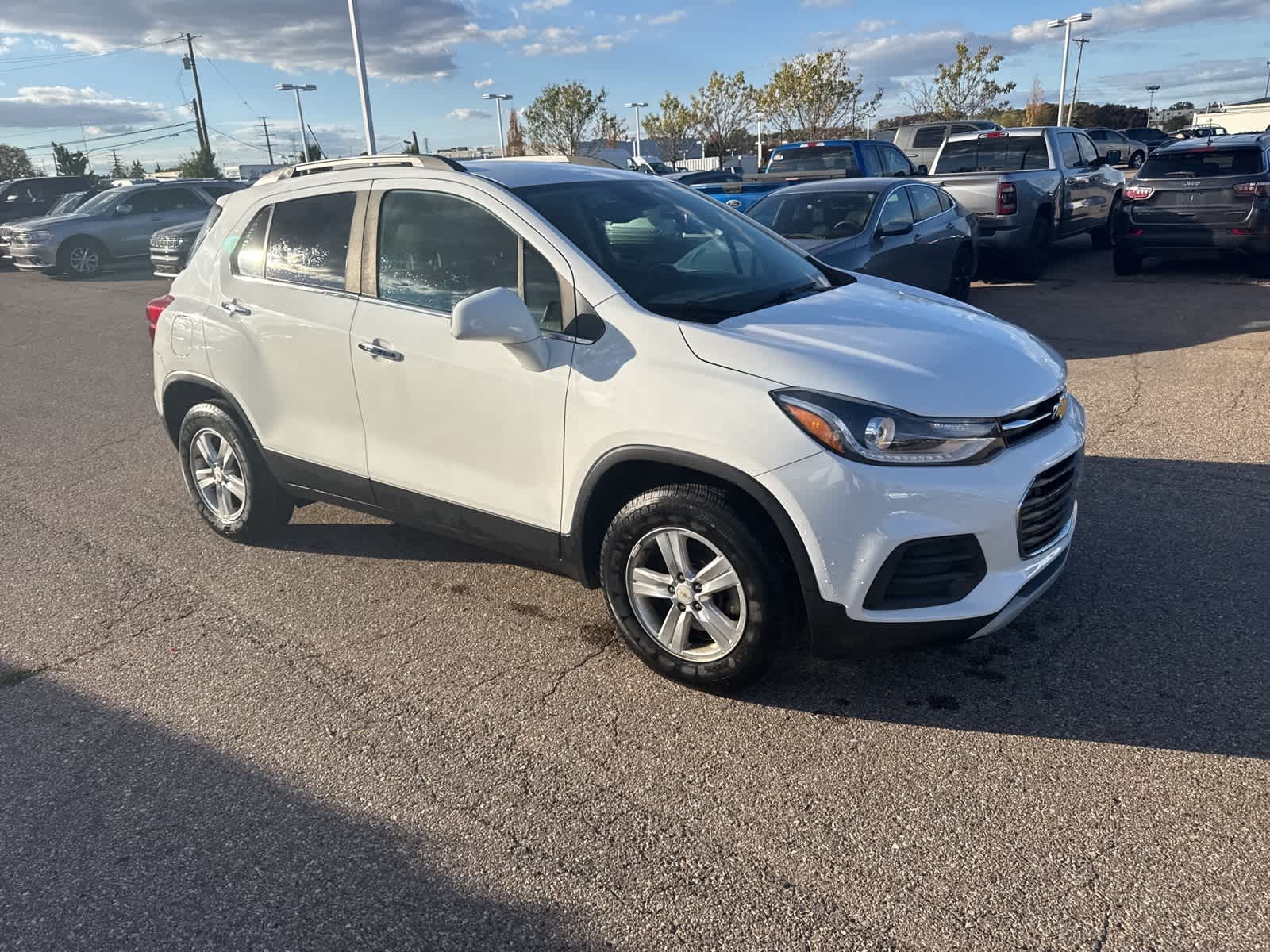 Thumbnail: 2019 Chevrolet Trax - 9