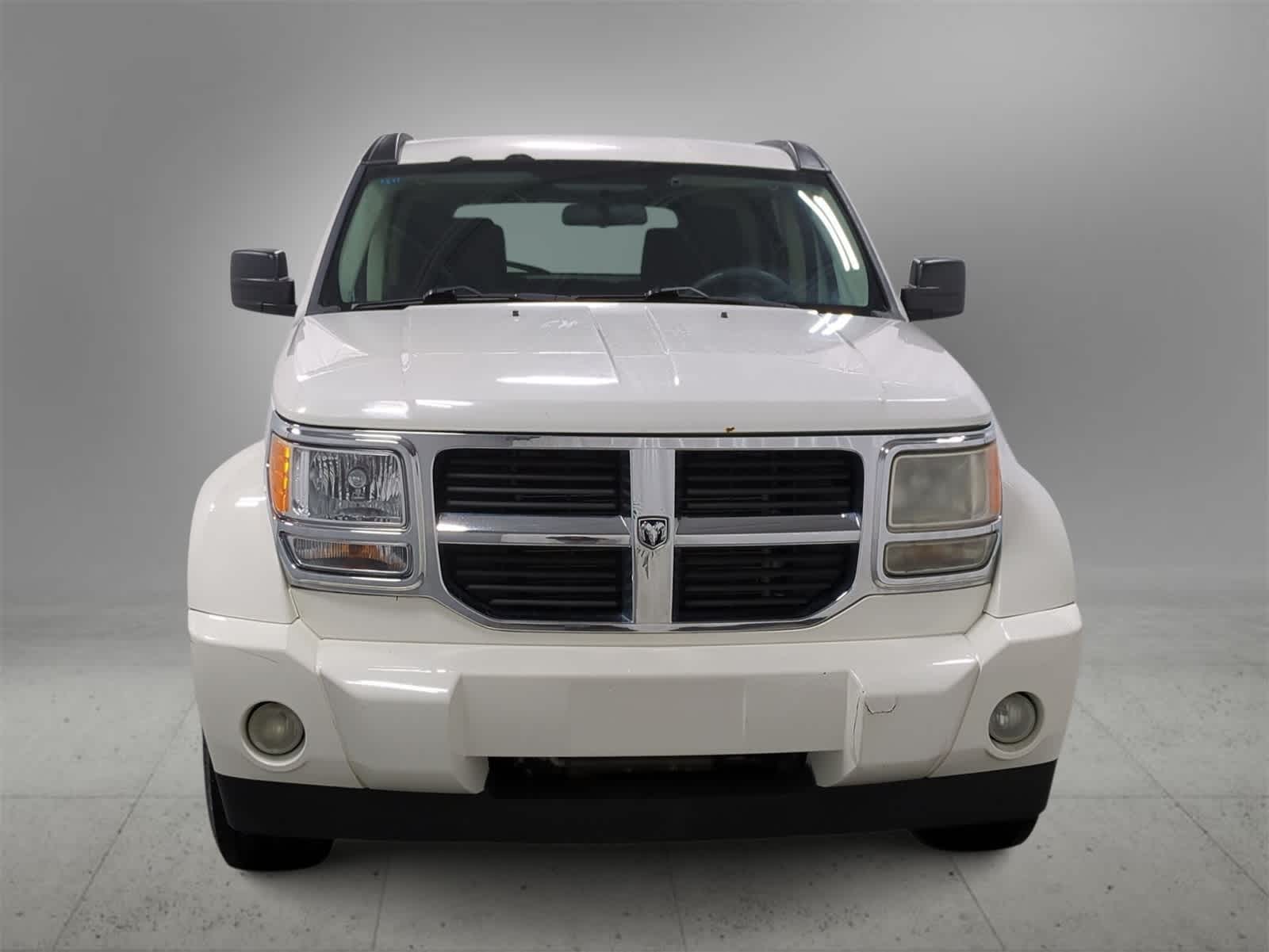 Thumbnail: 2009 Dodge Nitro - 3
