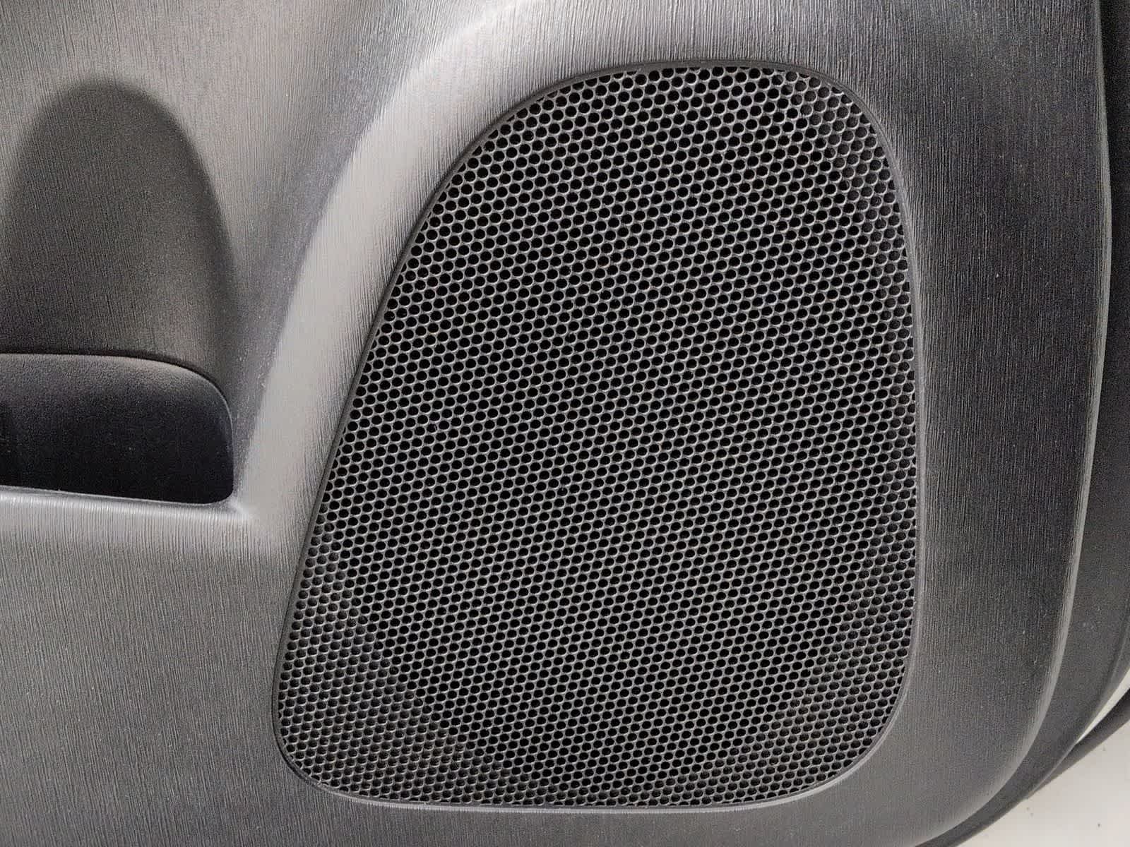 Thumbnail: 2012 Toyota Prius - 31