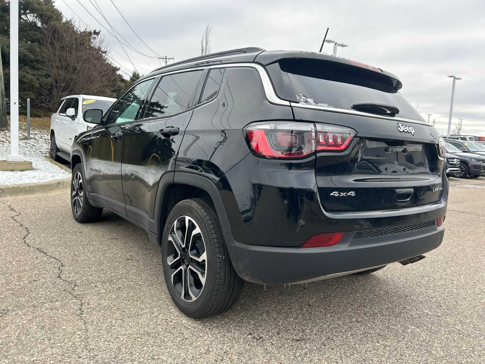 Thumbnail: 2022 Jeep Compass - 19