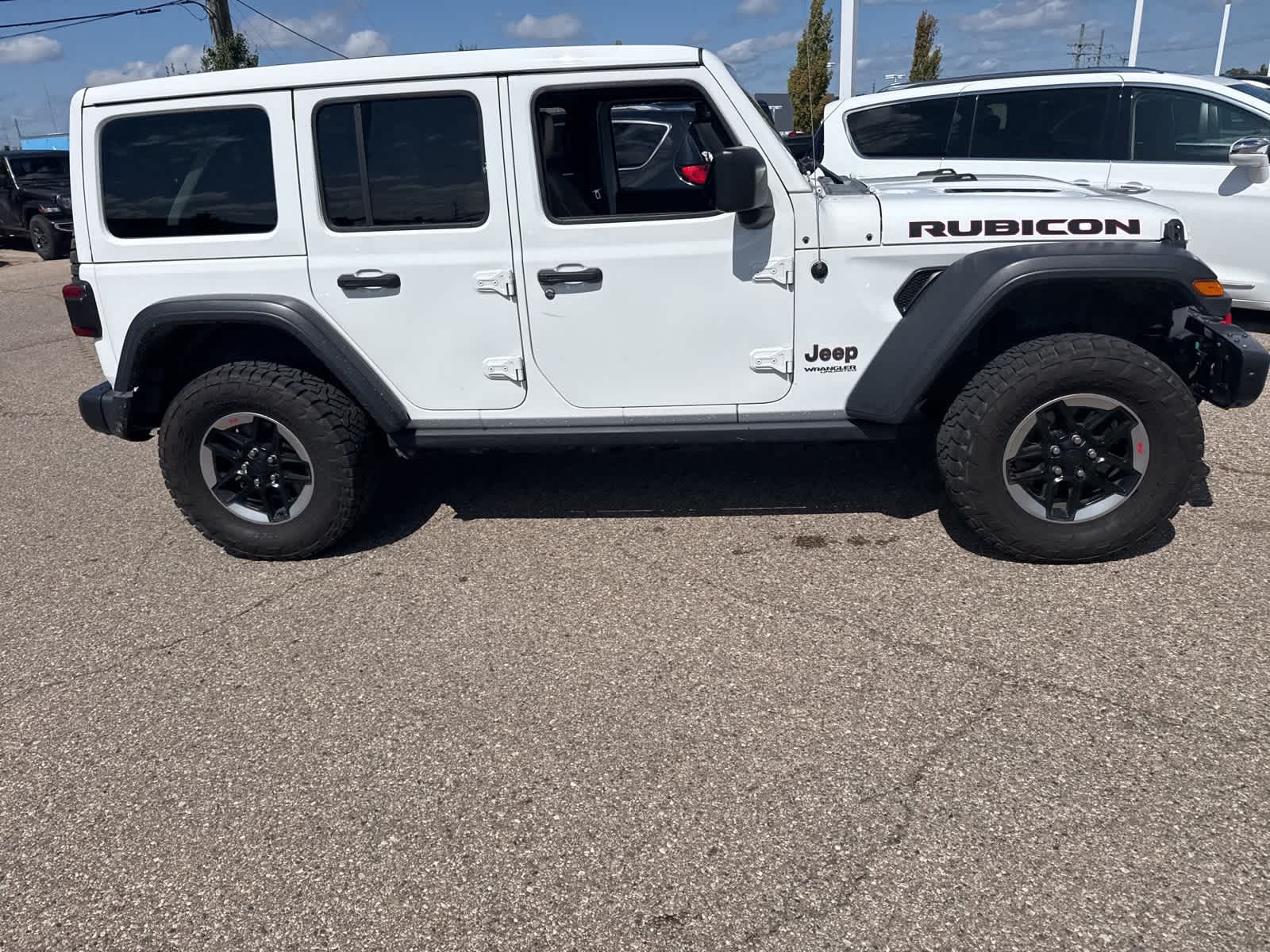 Thumbnail: 2018 Jeep Wrangler - 11