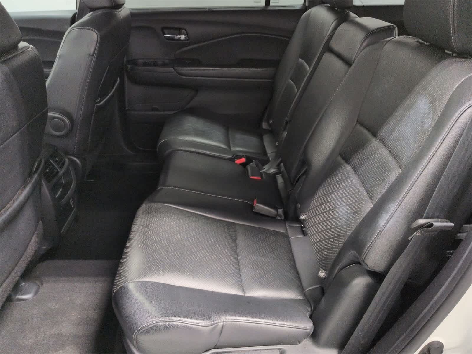 Thumbnail: 2019 Honda Passport - 21