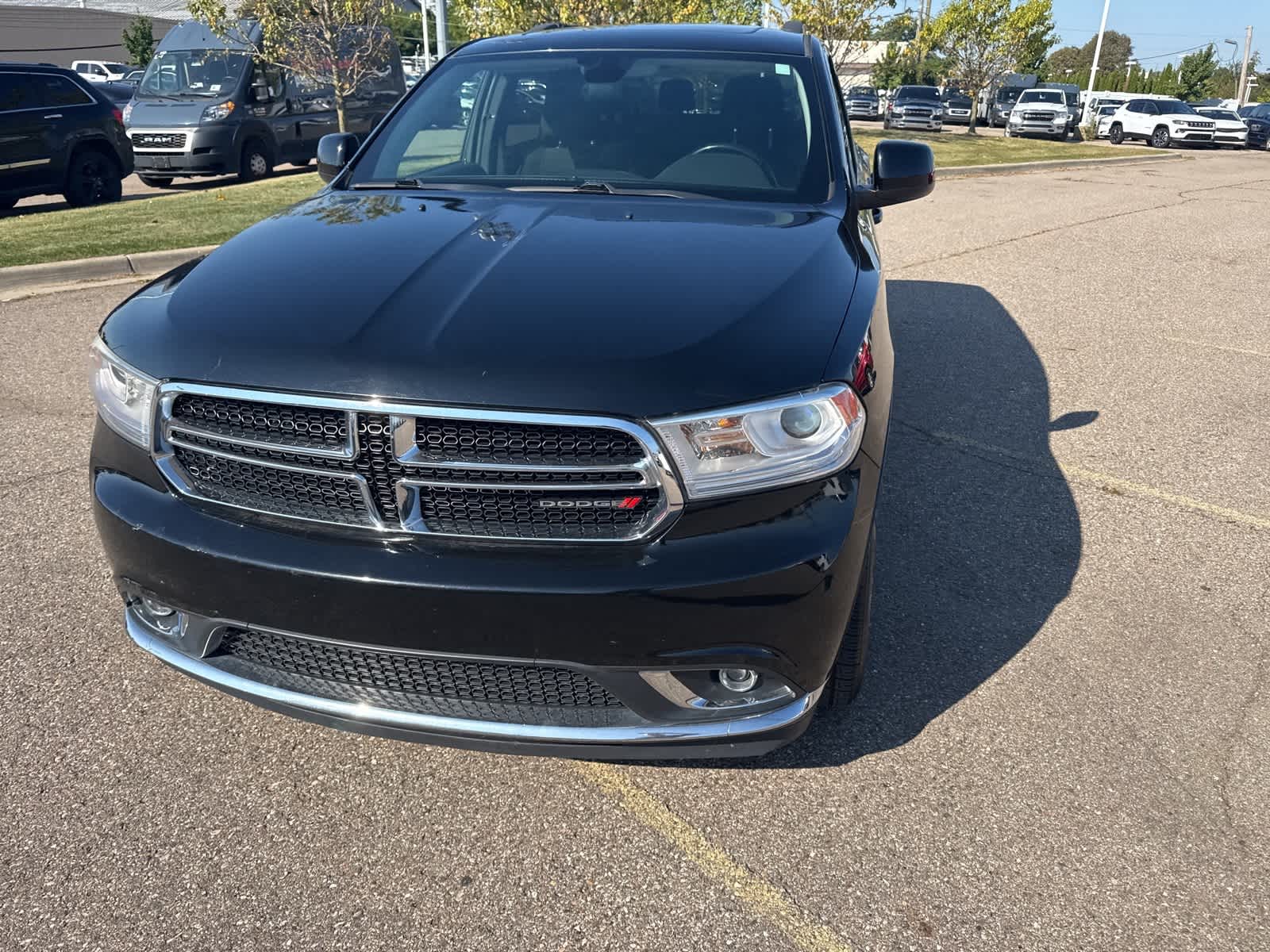 Thumbnail: 2017 Dodge Durango - 3