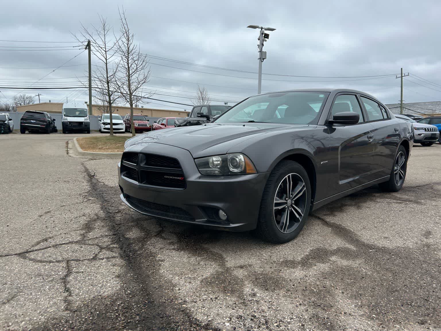 2014 Dodge Charger R/T -
                  Farmington Hills, MI