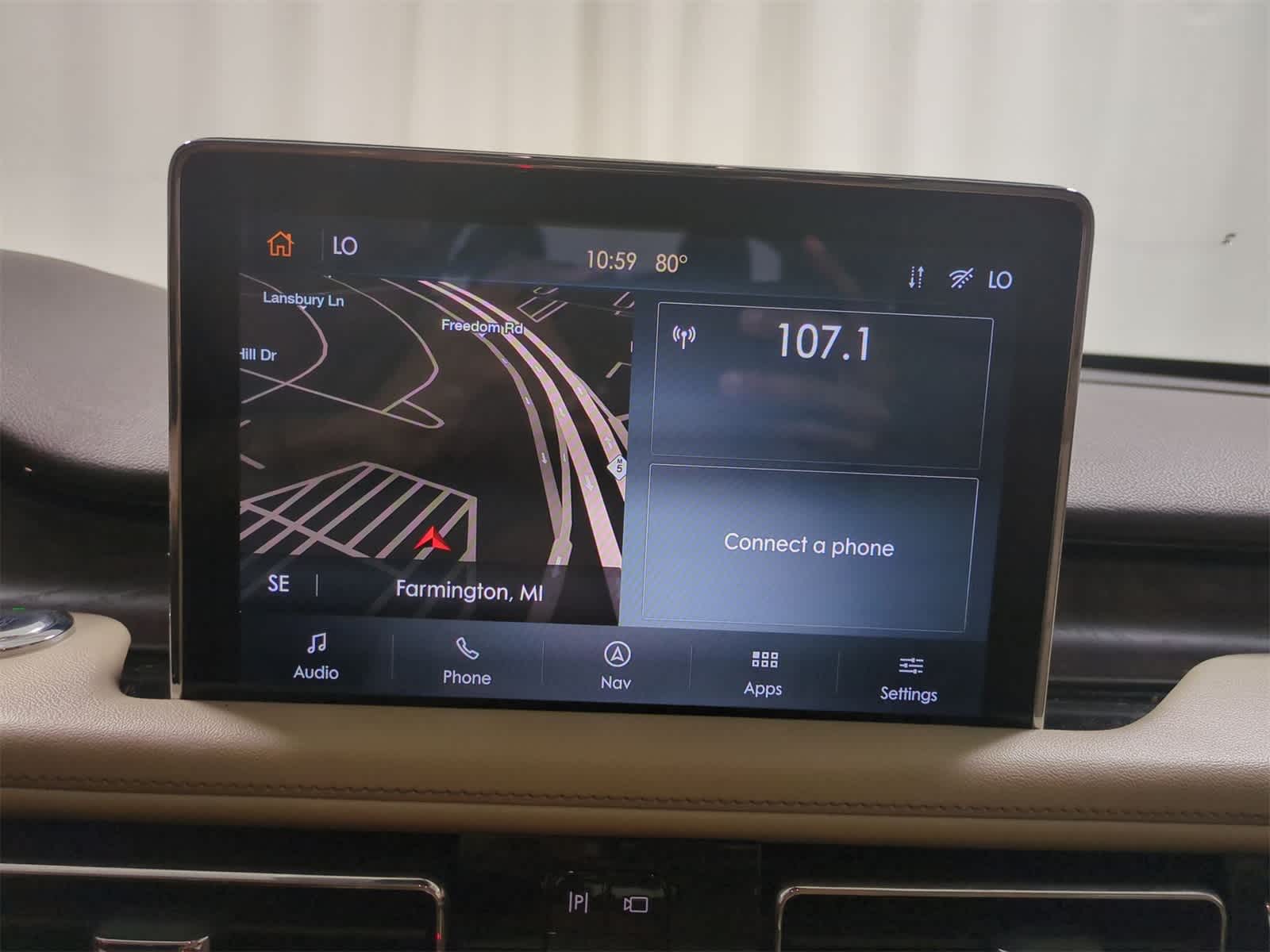 Thumbnail: 2020 Lincoln Aviator - 30