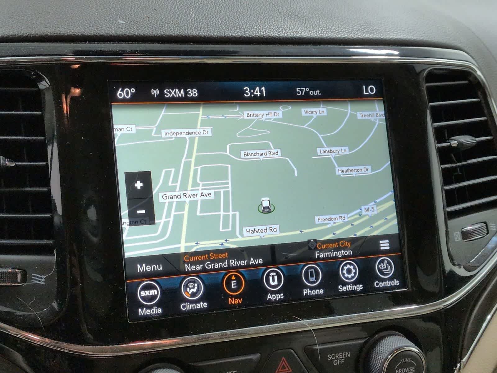 Thumbnail: 2021 Jeep Grand Cherokee - 30