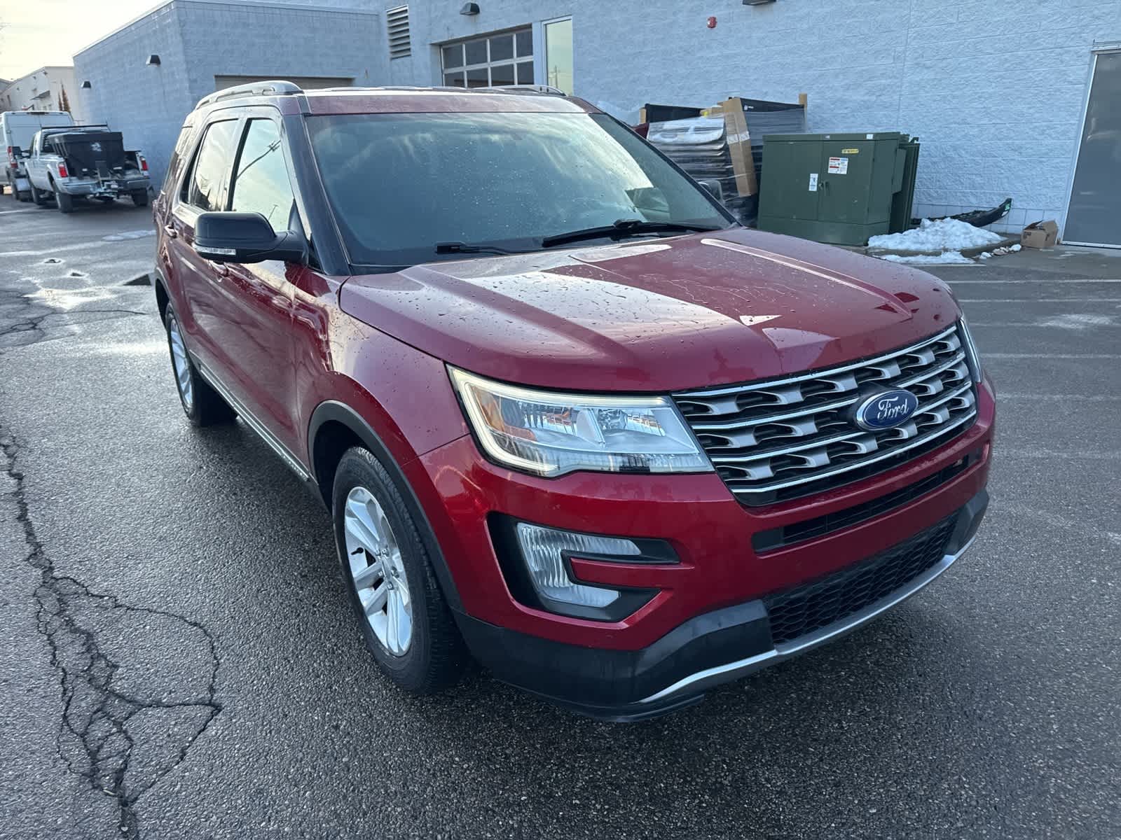 Thumbnail: 2017 Ford Explorer - 6