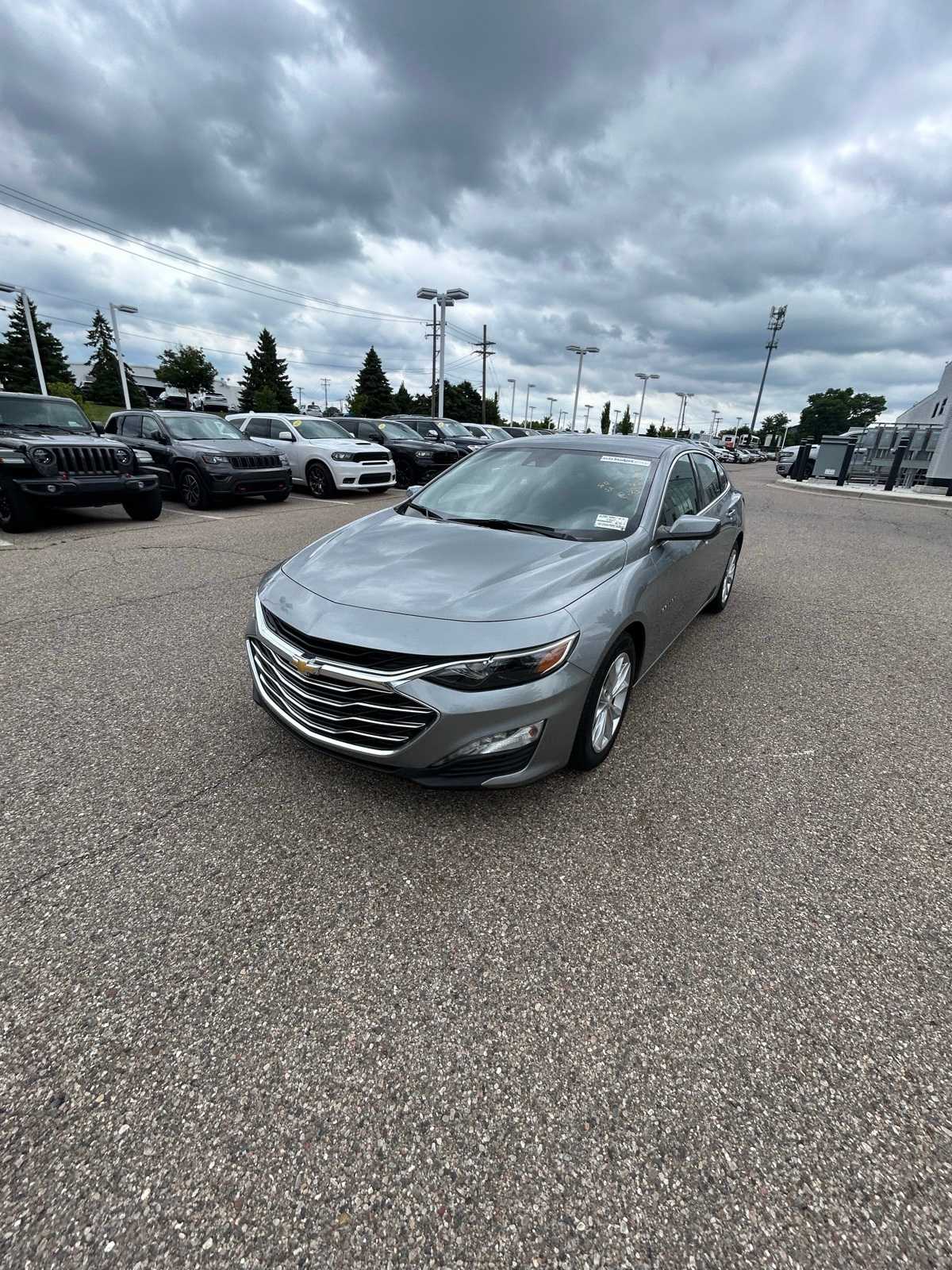 Thumbnail: 2023 Chevrolet Malibu - 3