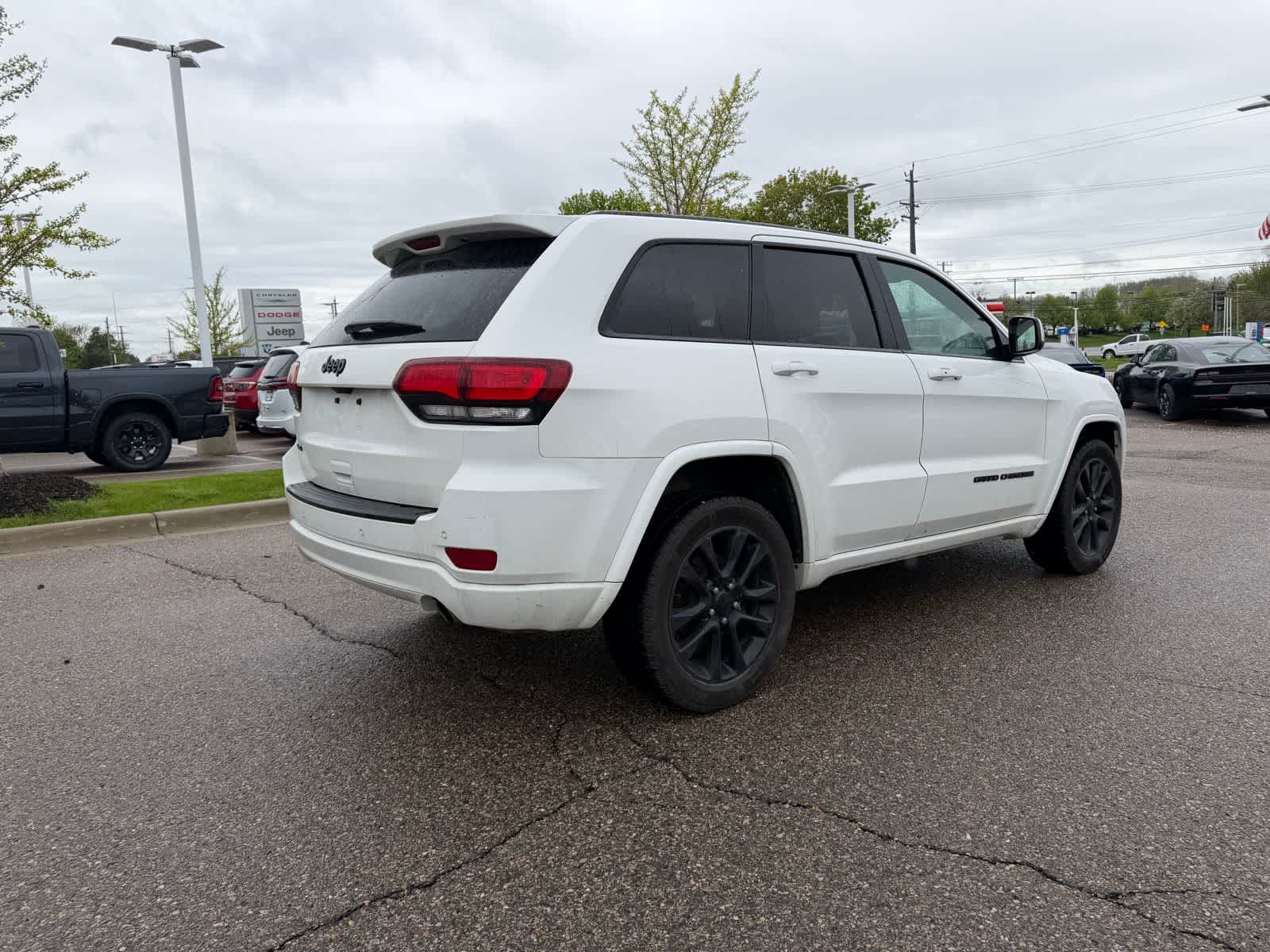 Thumbnail: 2021 Jeep Grand Cherokee - 15