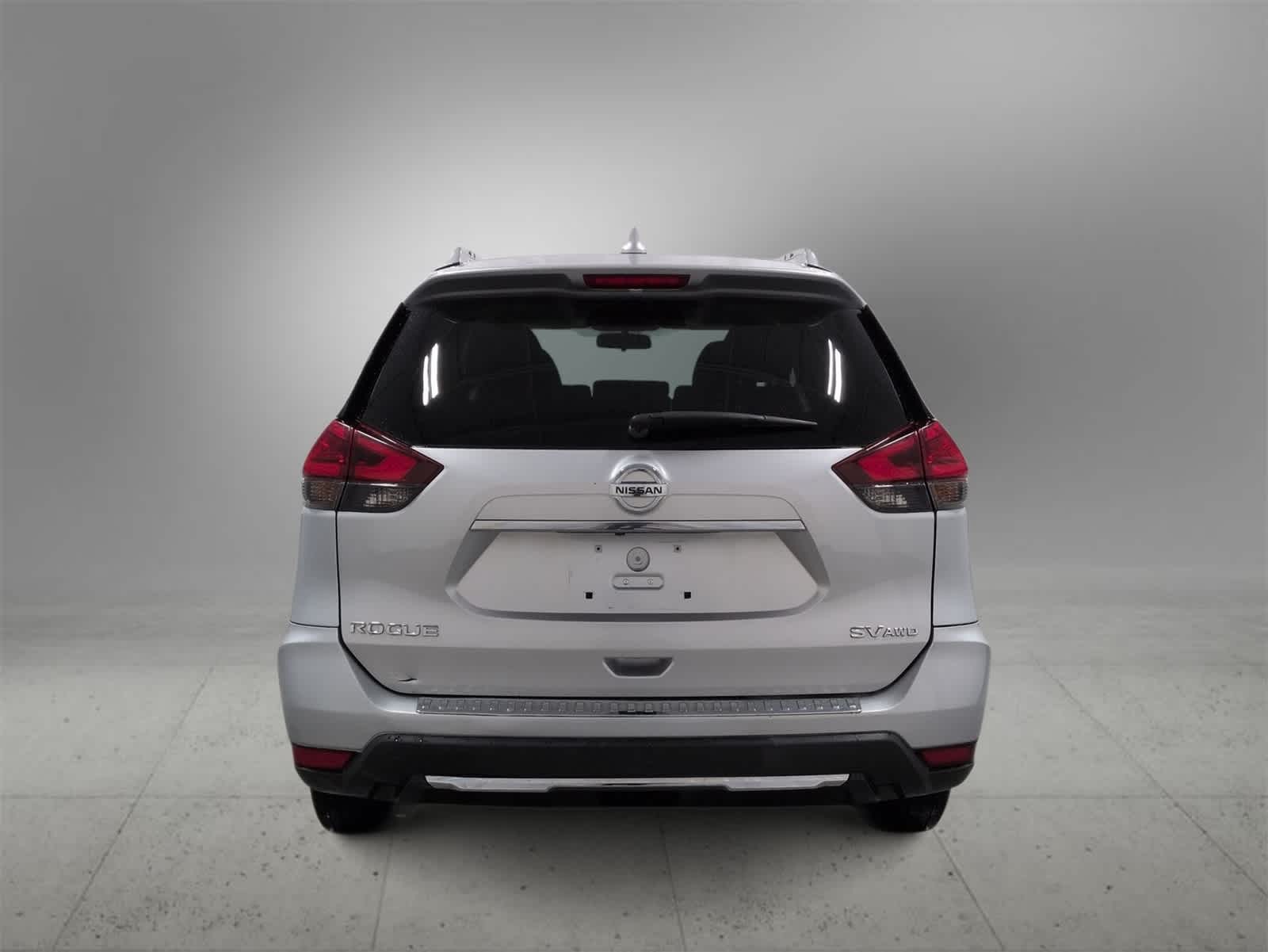 Thumbnail: 2017 Nissan Rogue - 7