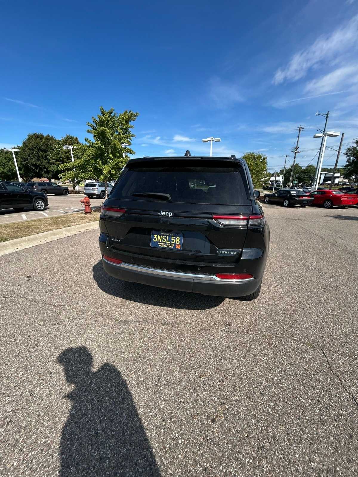 Thumbnail: 2022 Jeep Grand Cherokee - 20