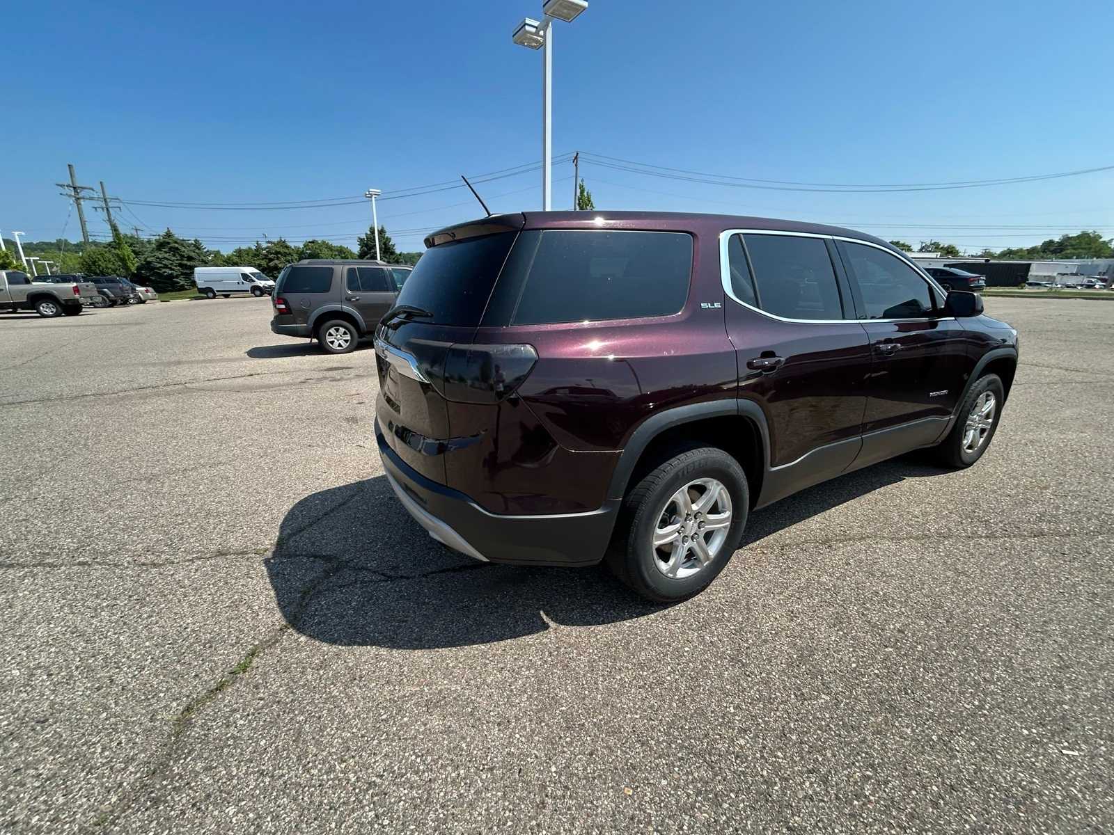 2017 GMC Acadia SLE 14
