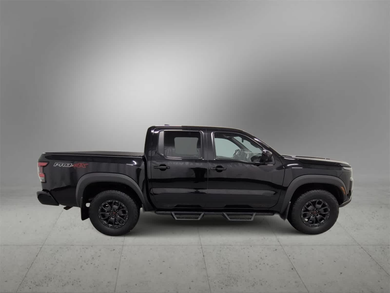 Thumbnail: 2022 Nissan Frontier - 9