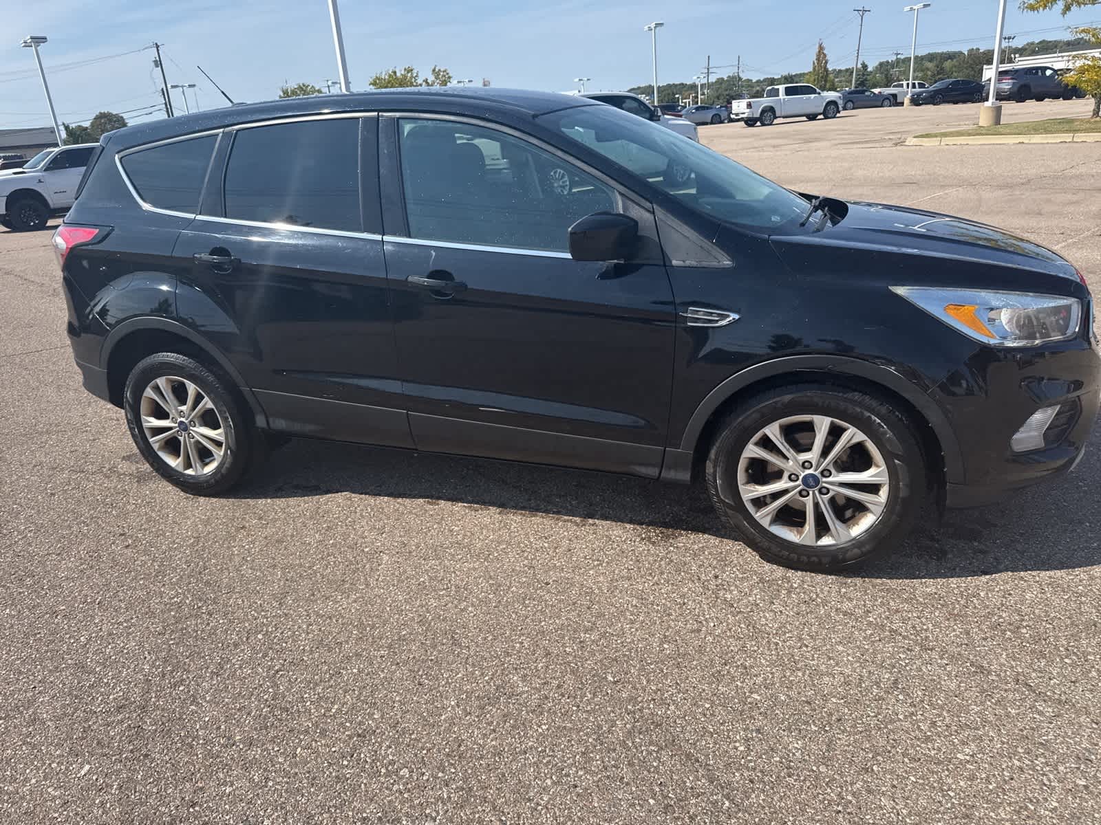 Thumbnail: 2017 Ford Escape - 10