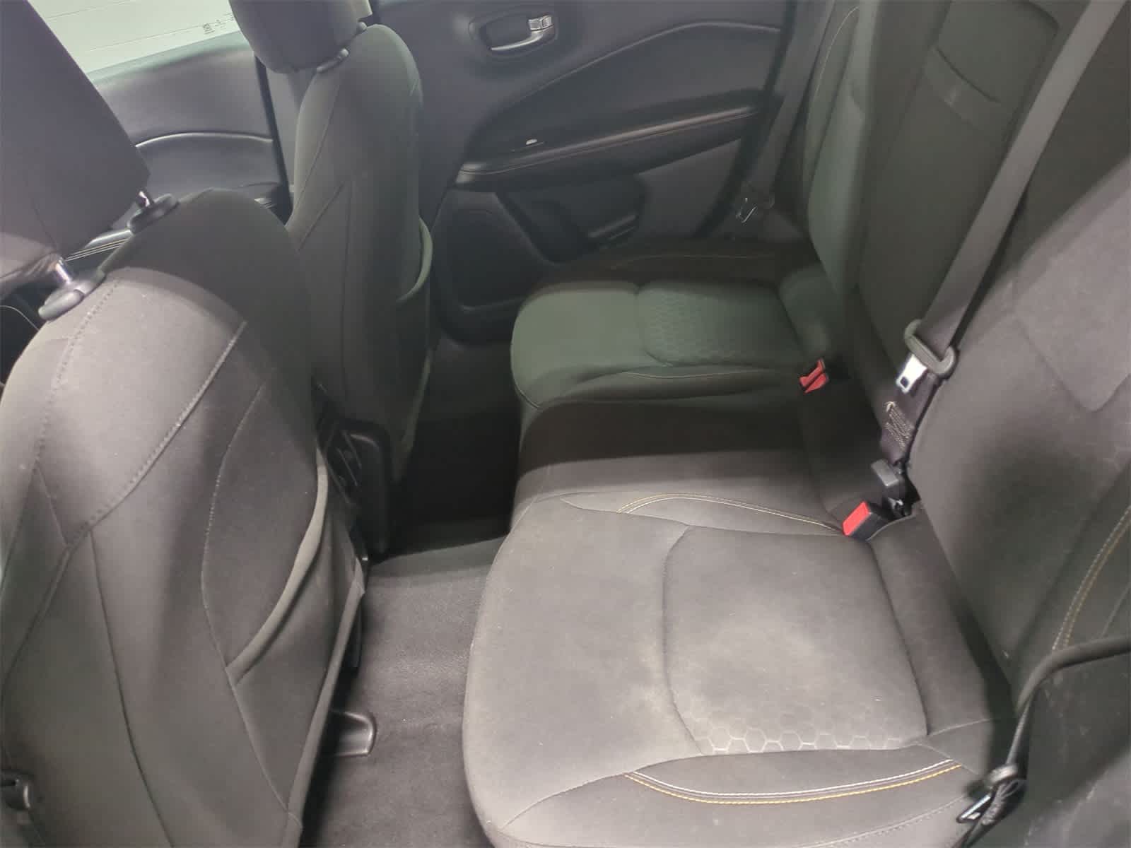 Thumbnail: 2018 Jeep Compass - 19