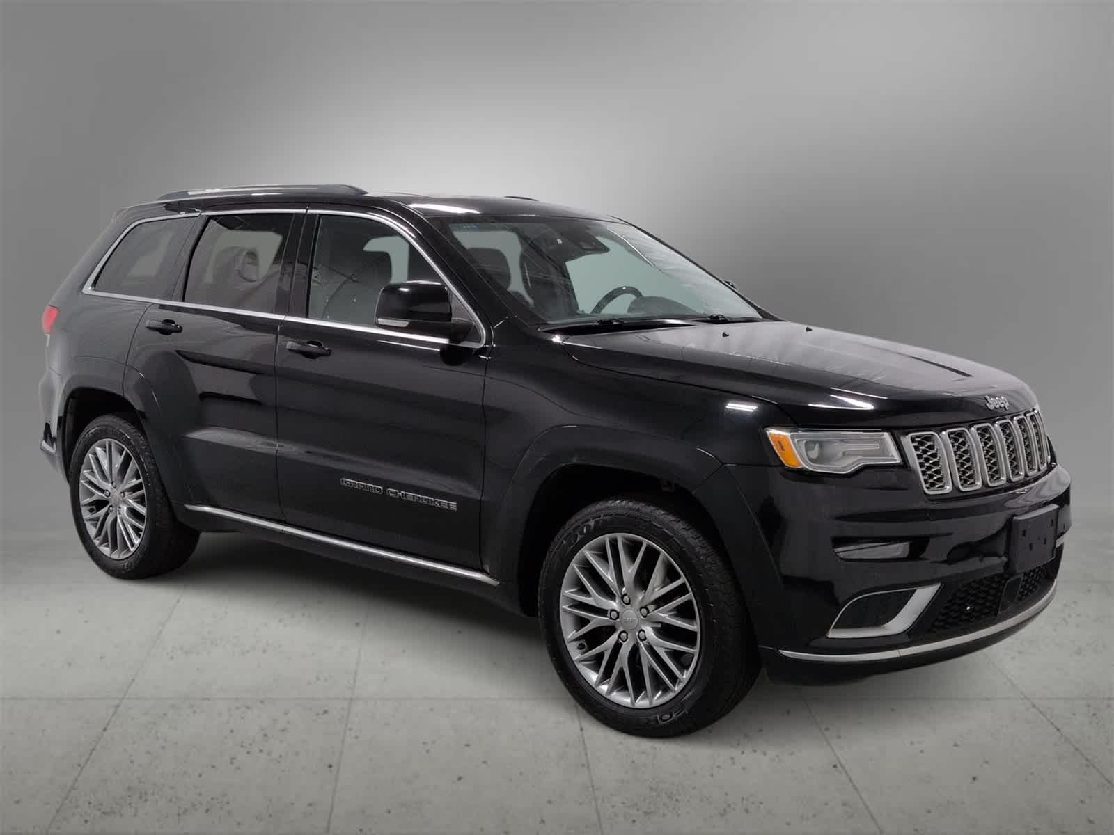 Thumbnail: 2017 Jeep Grand Cherokee - 2
