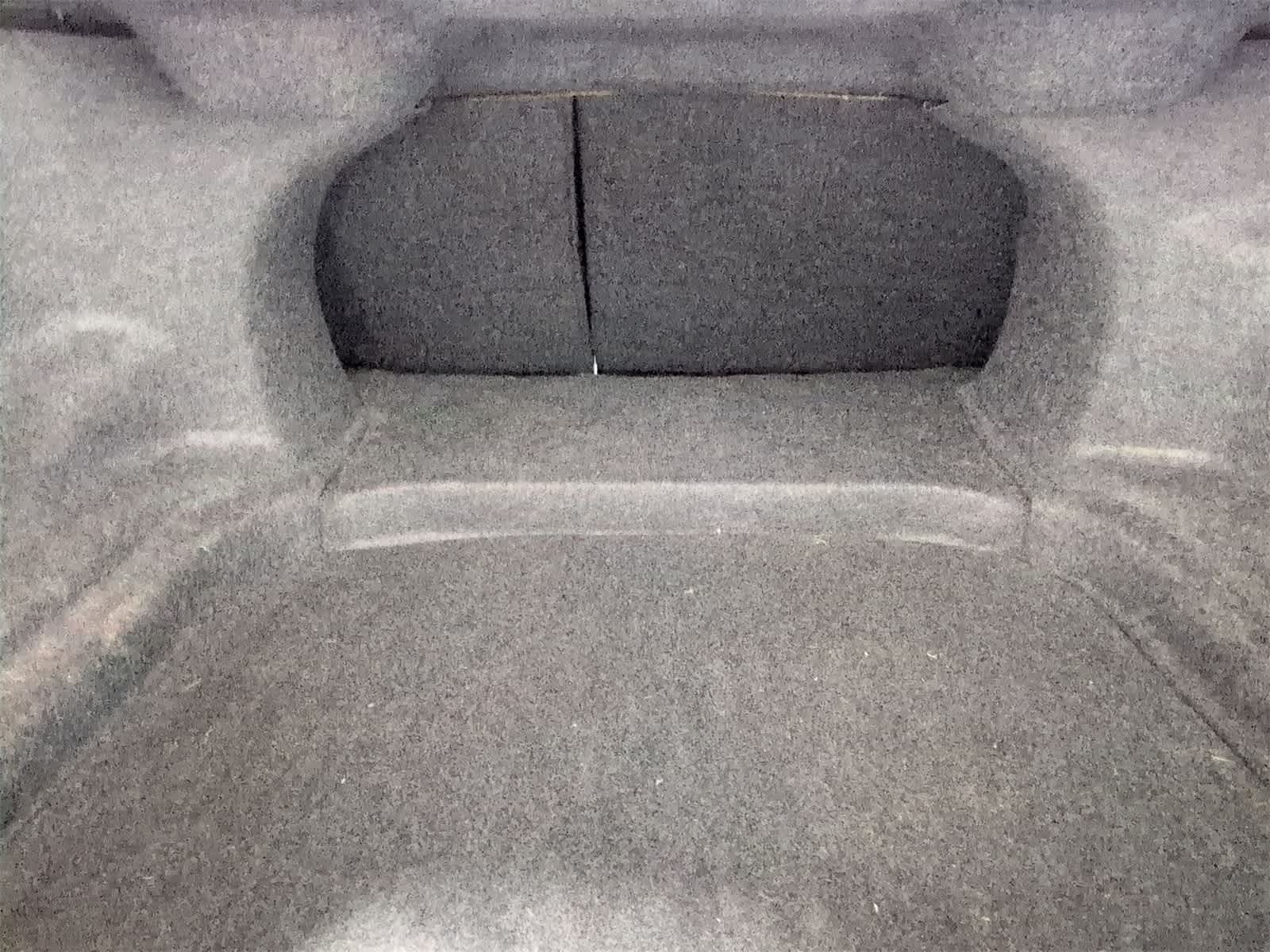 Thumbnail: 2016 Ford Taurus - 36