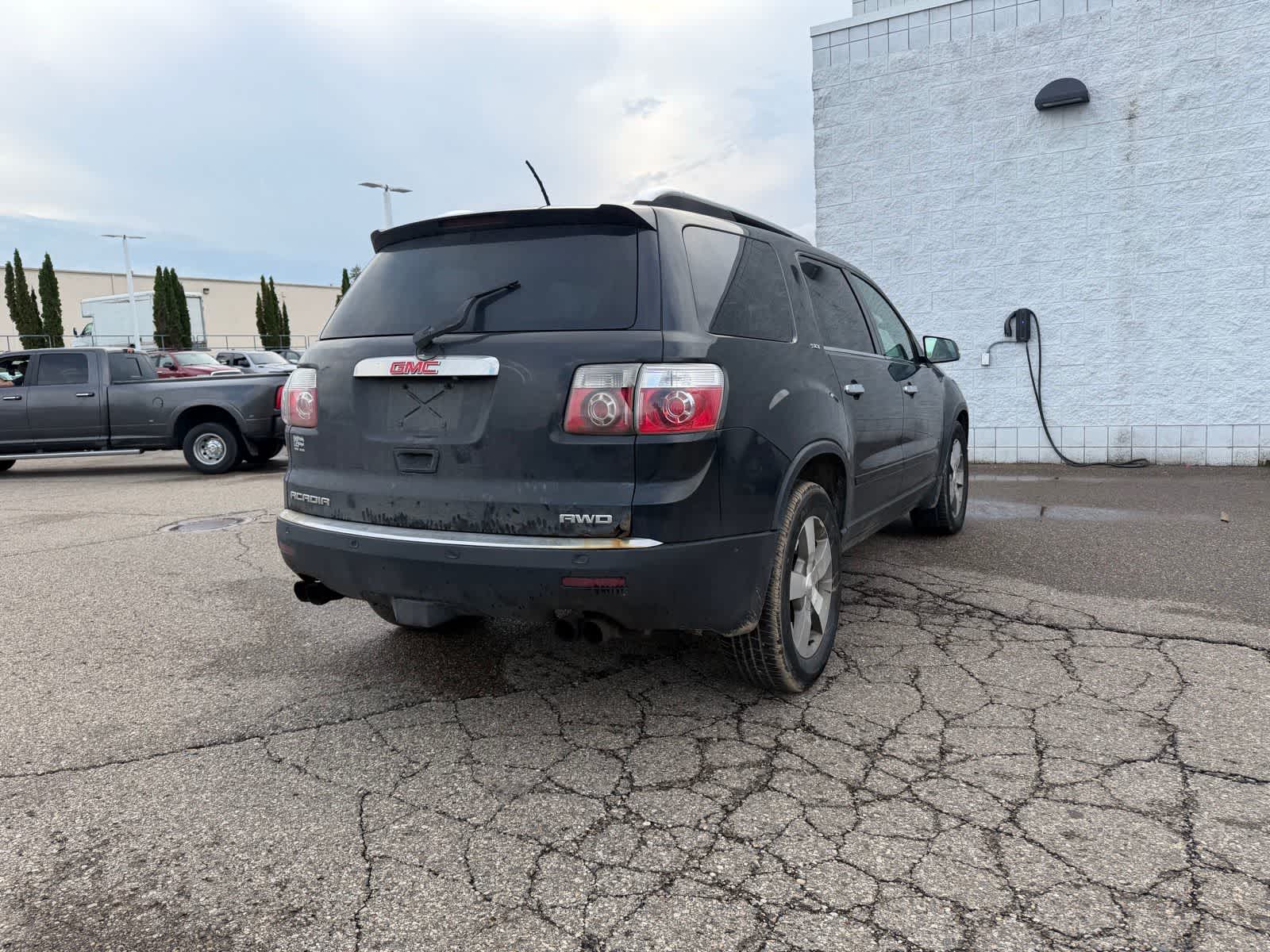 Thumbnail: 2009 GMC Acadia - 17