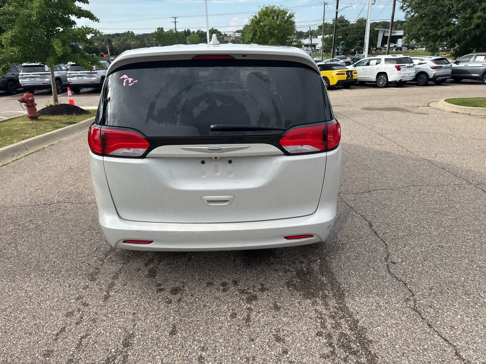 Thumbnail: 2017 Chrysler Pacifica - 21