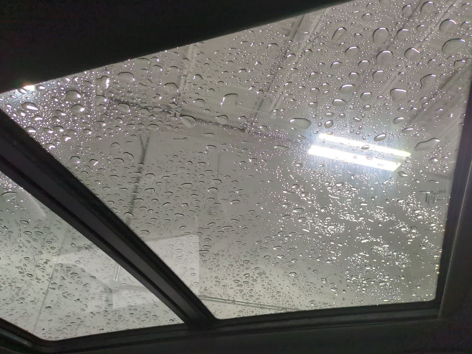 Thumbnail: 2023 Jeep Wagoneer - 18