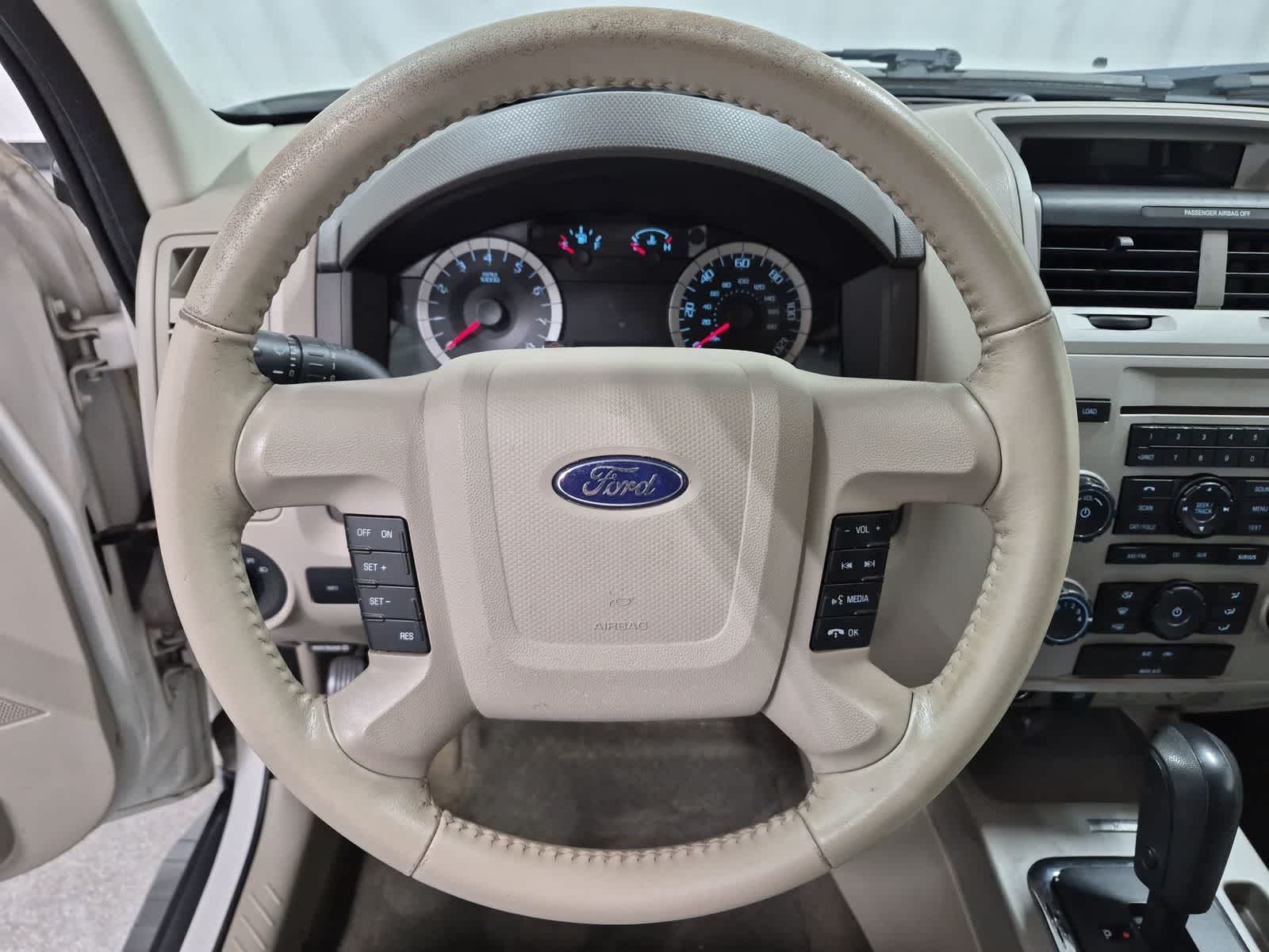 Thumbnail: 2011 Ford Escape - 30
