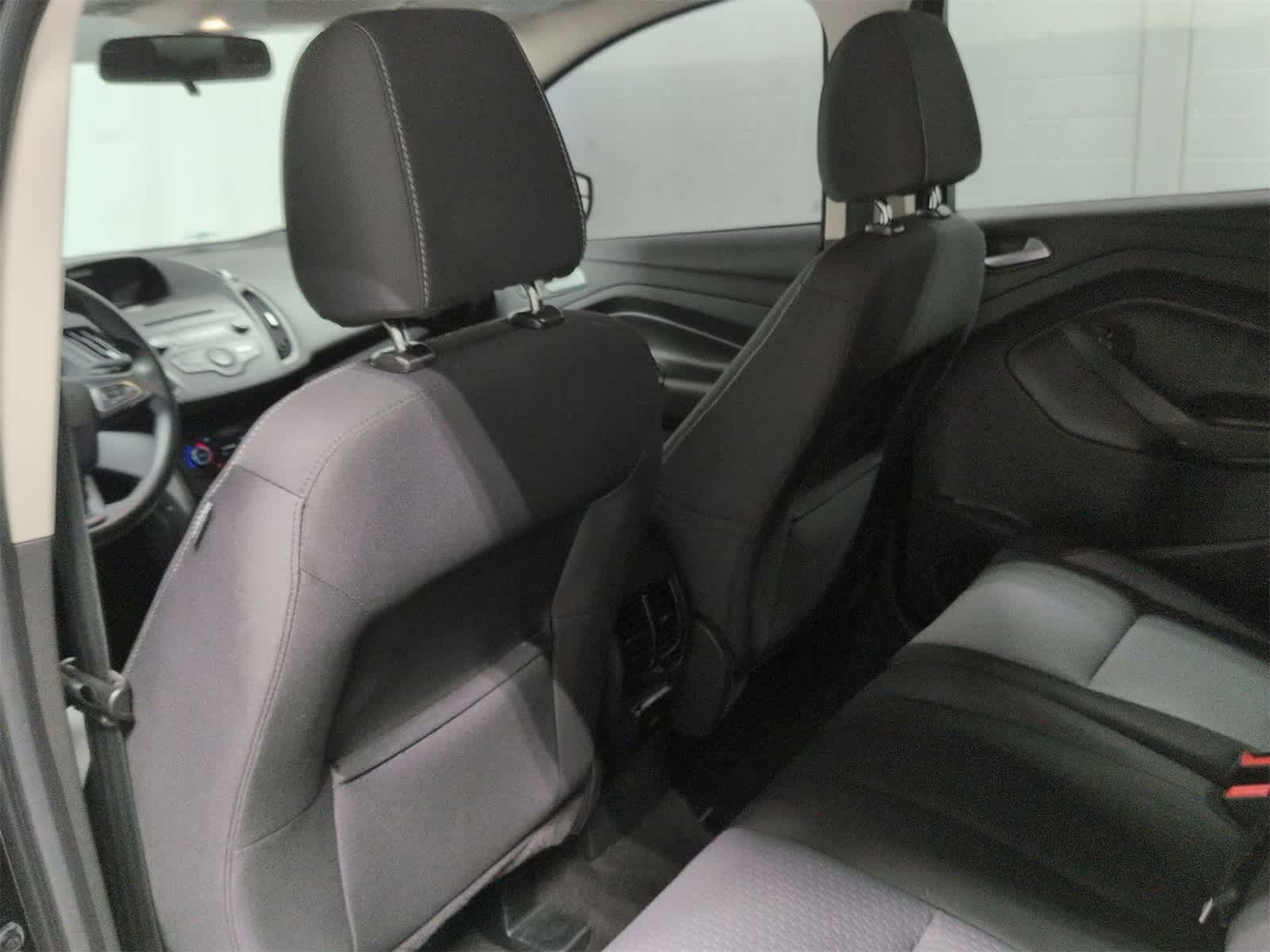 Thumbnail: 2017 Ford Escape - 19