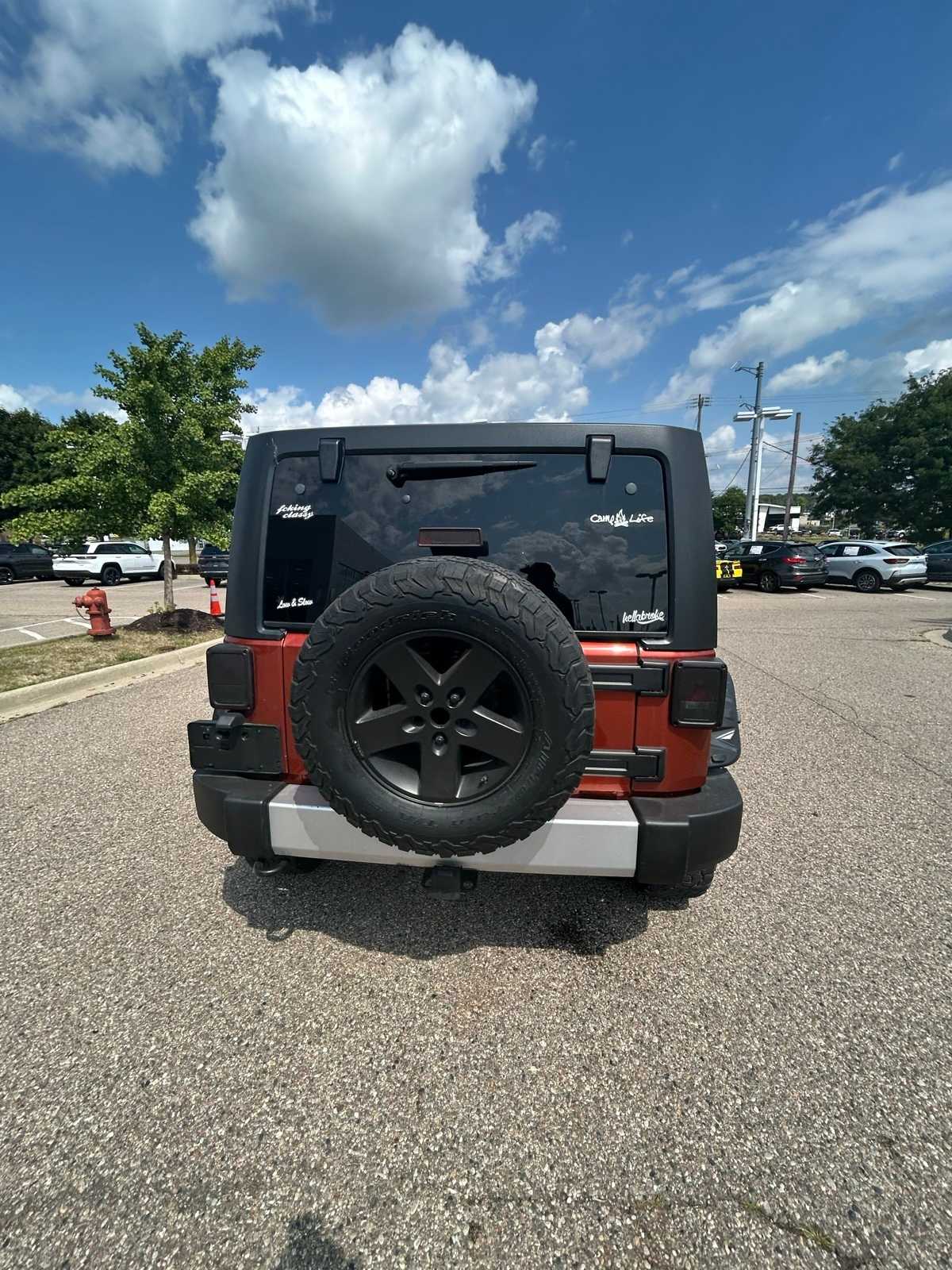 Thumbnail: 2014 Jeep Wrangler - 20