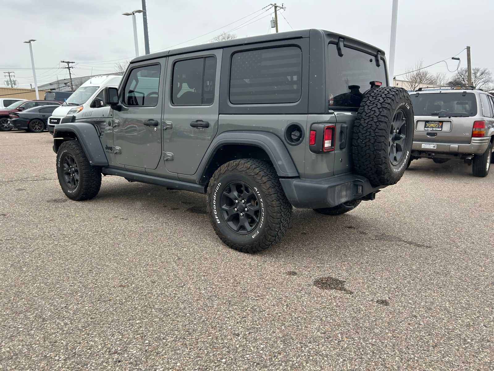 Thumbnail: 2020 Jeep Wrangler - 18