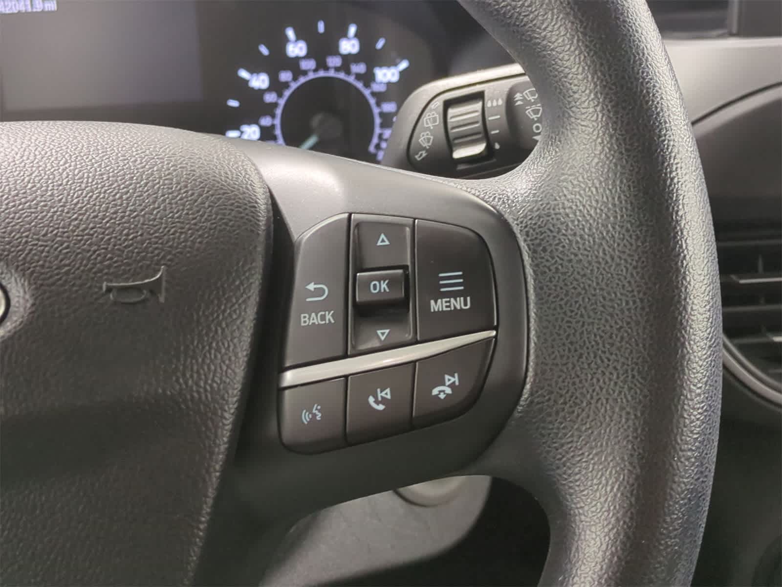 Thumbnail: 2020 Ford Escape - 25