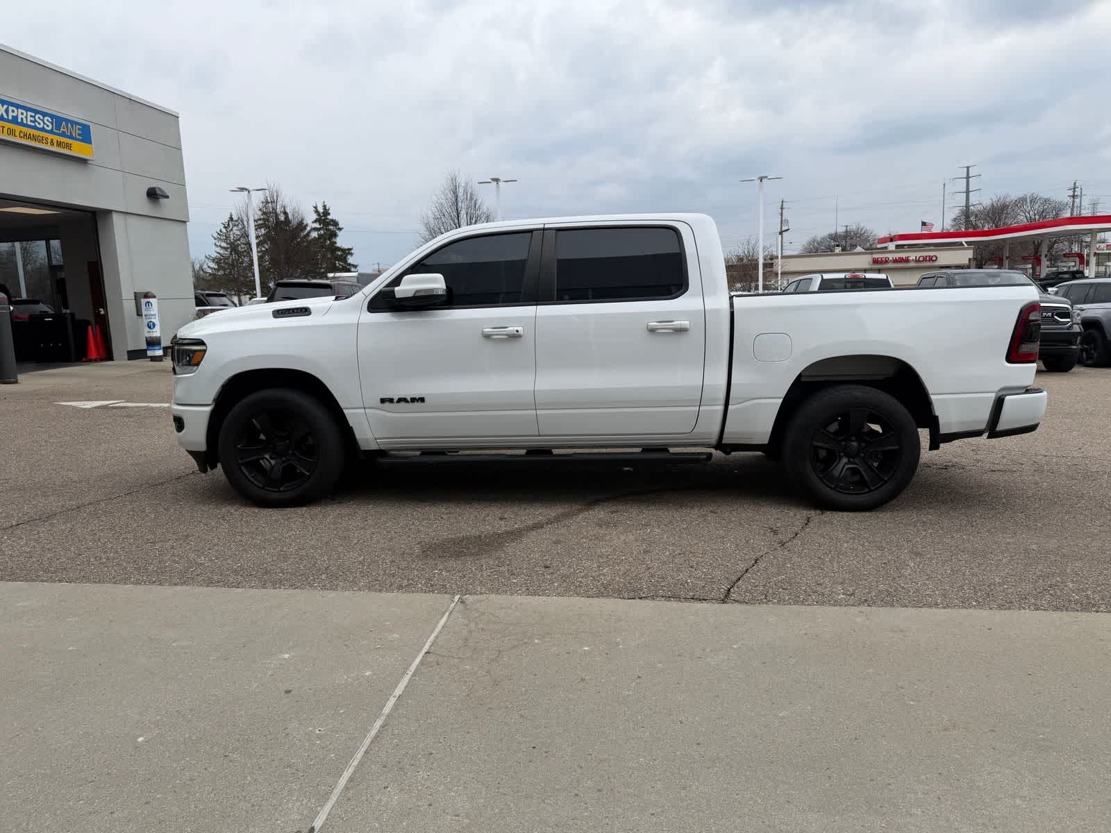 Thumbnail: 2020 RAM 1500 - 28