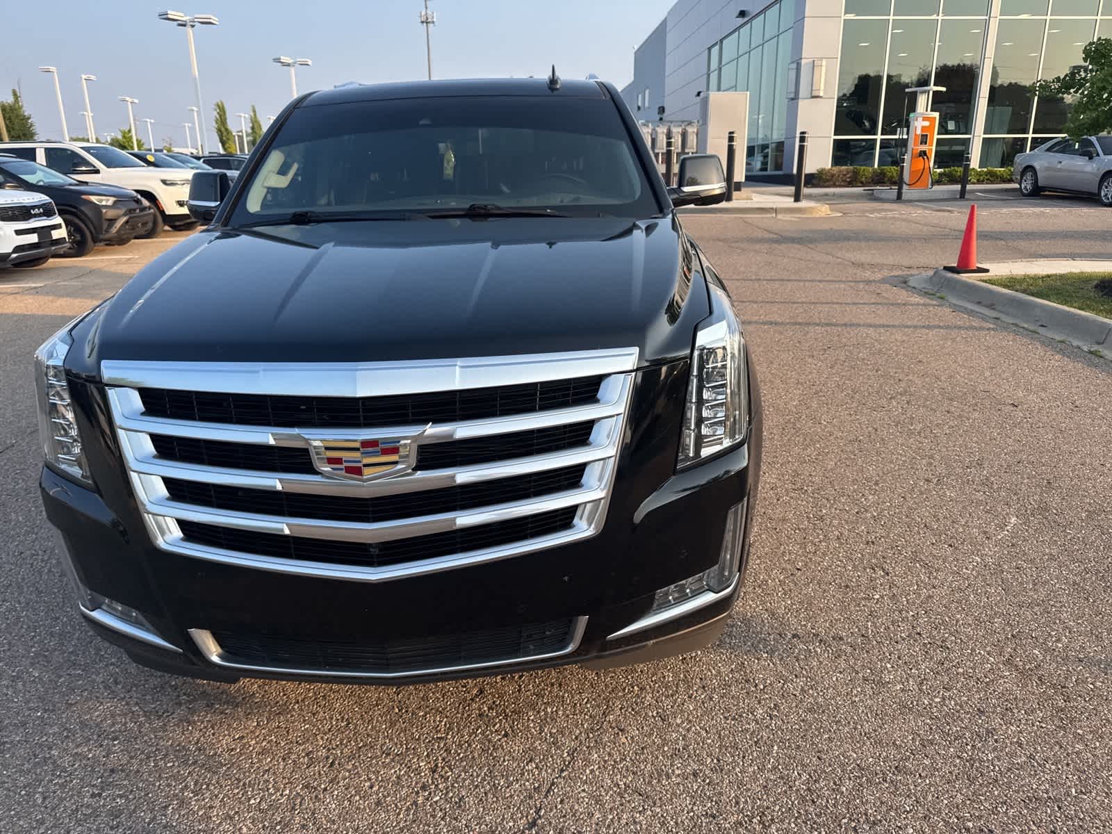 Thumbnail: 2018 Cadillac Escalade - 4