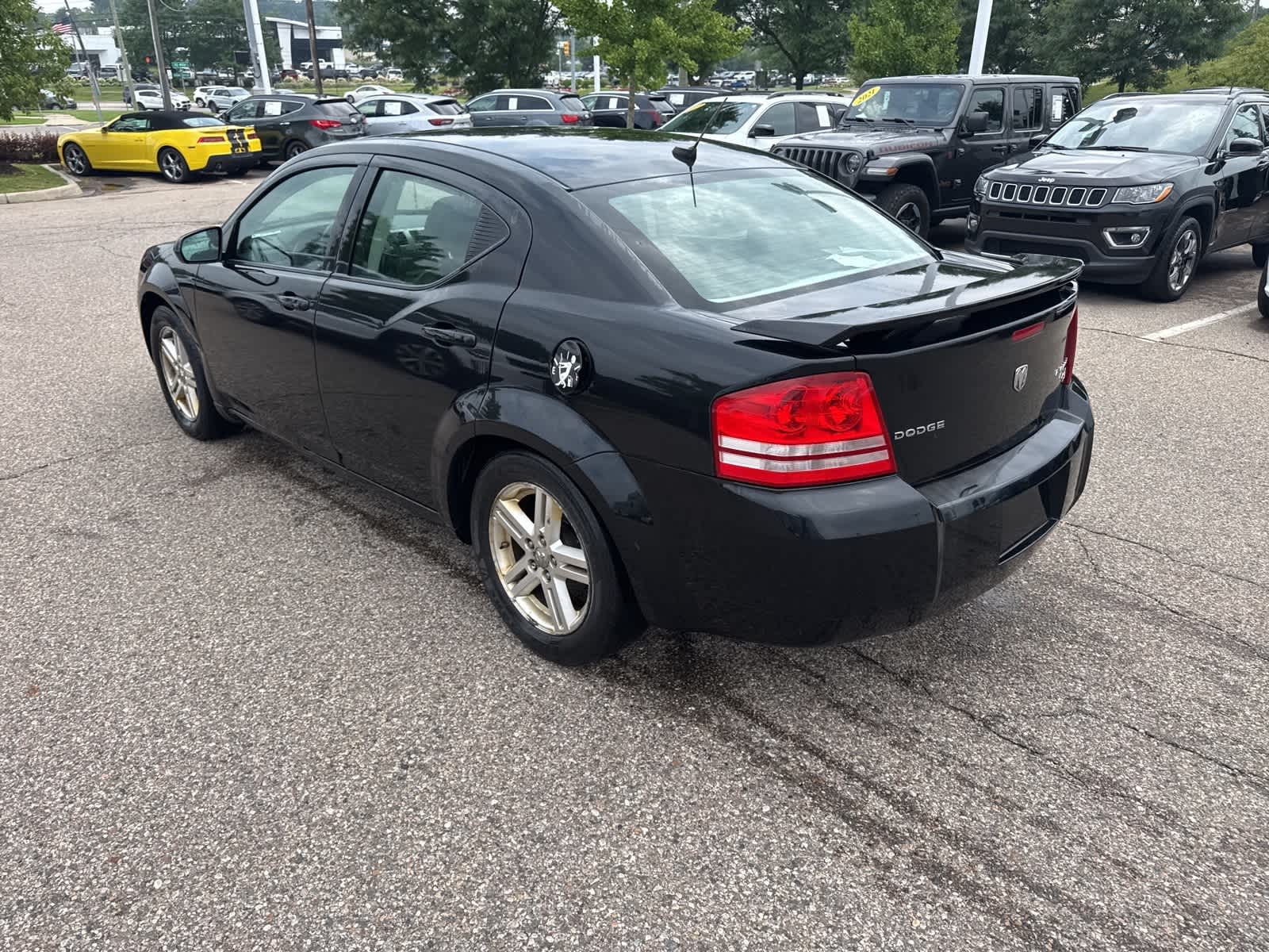Thumbnail: 2010 Dodge Avenger - 23