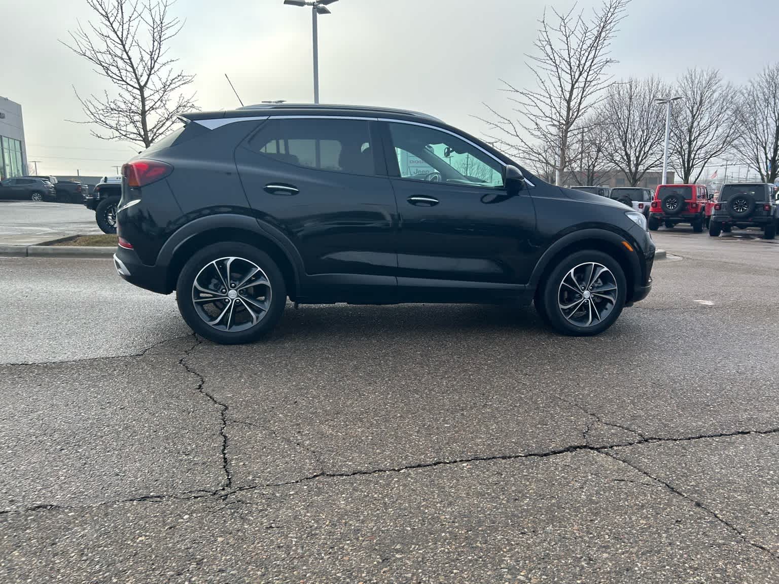 Thumbnail: 2022 Buick Encore GX - 14