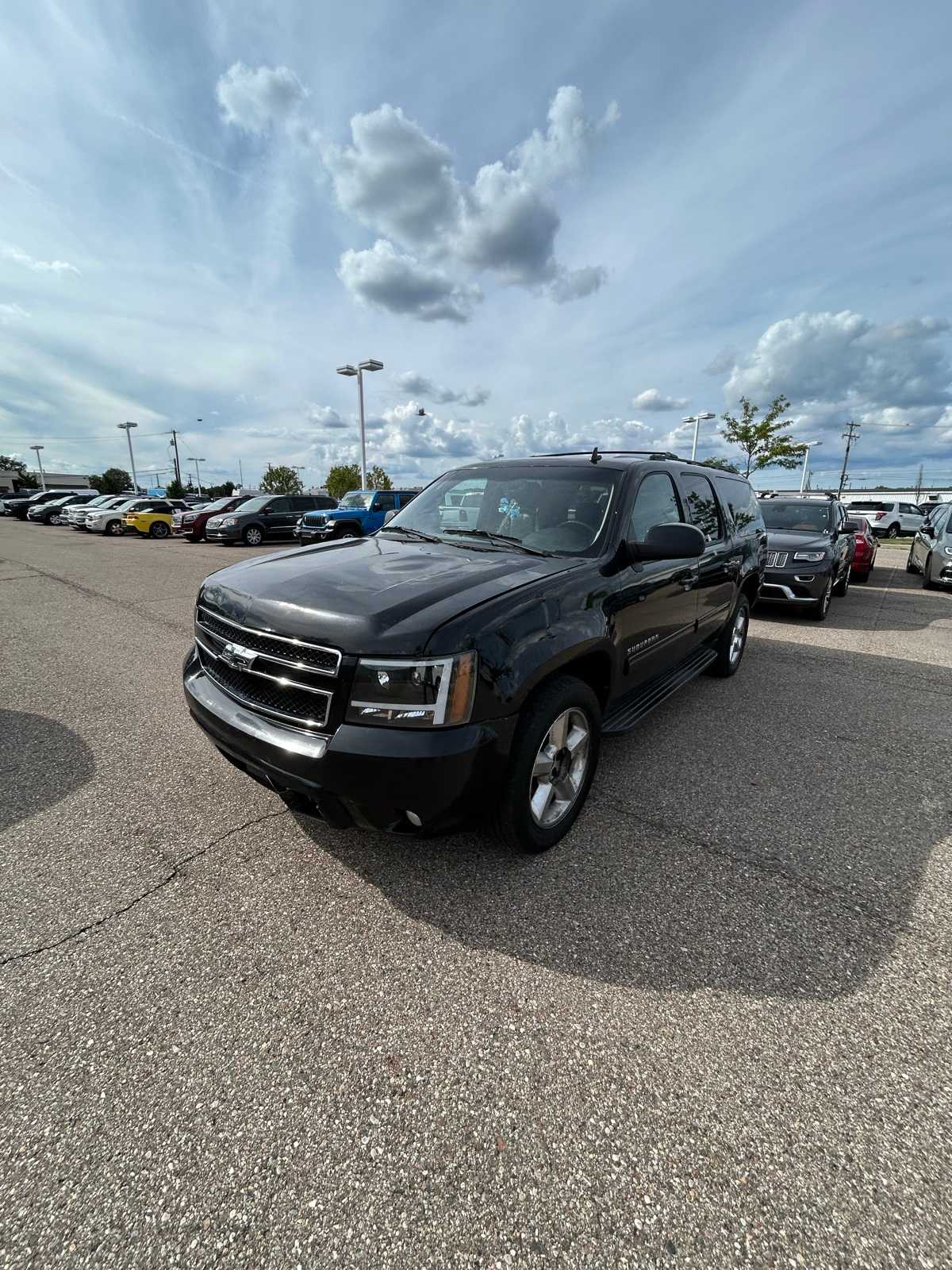 Thumbnail: 2011 Chevrolet Suburban - 2