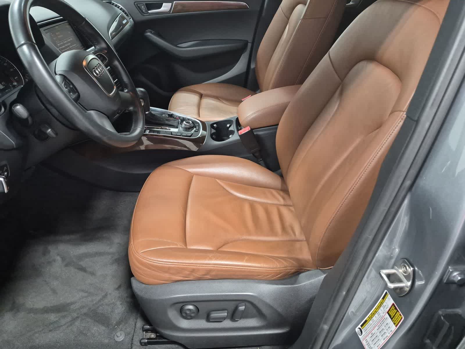 Thumbnail: 2011 Audi Q5 - 16