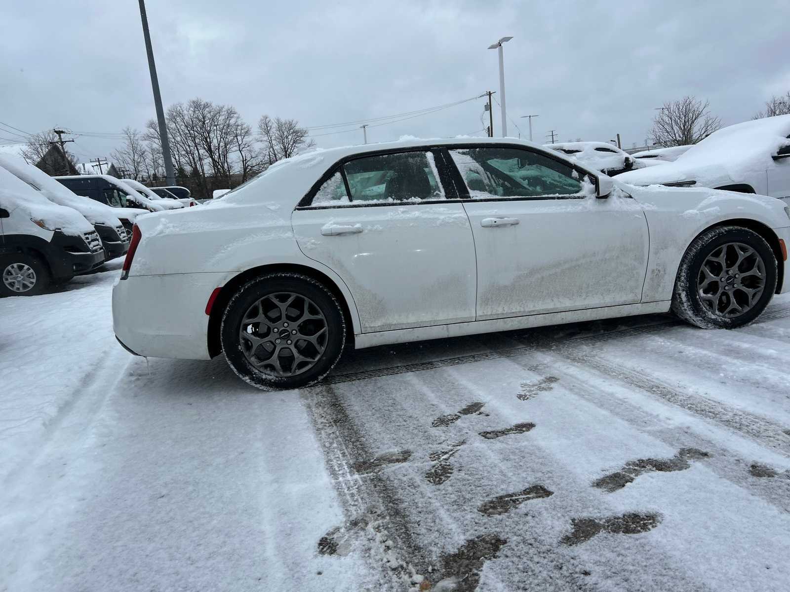 2017 Chrysler 300 S