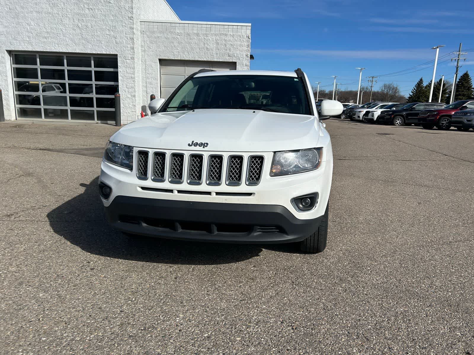 Thumbnail: 2017 Jeep Compass - 6