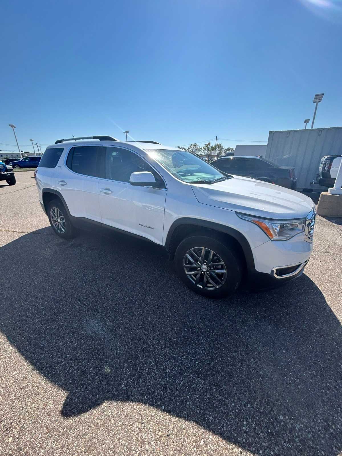 Thumbnail: 2019 GMC Acadia - 9