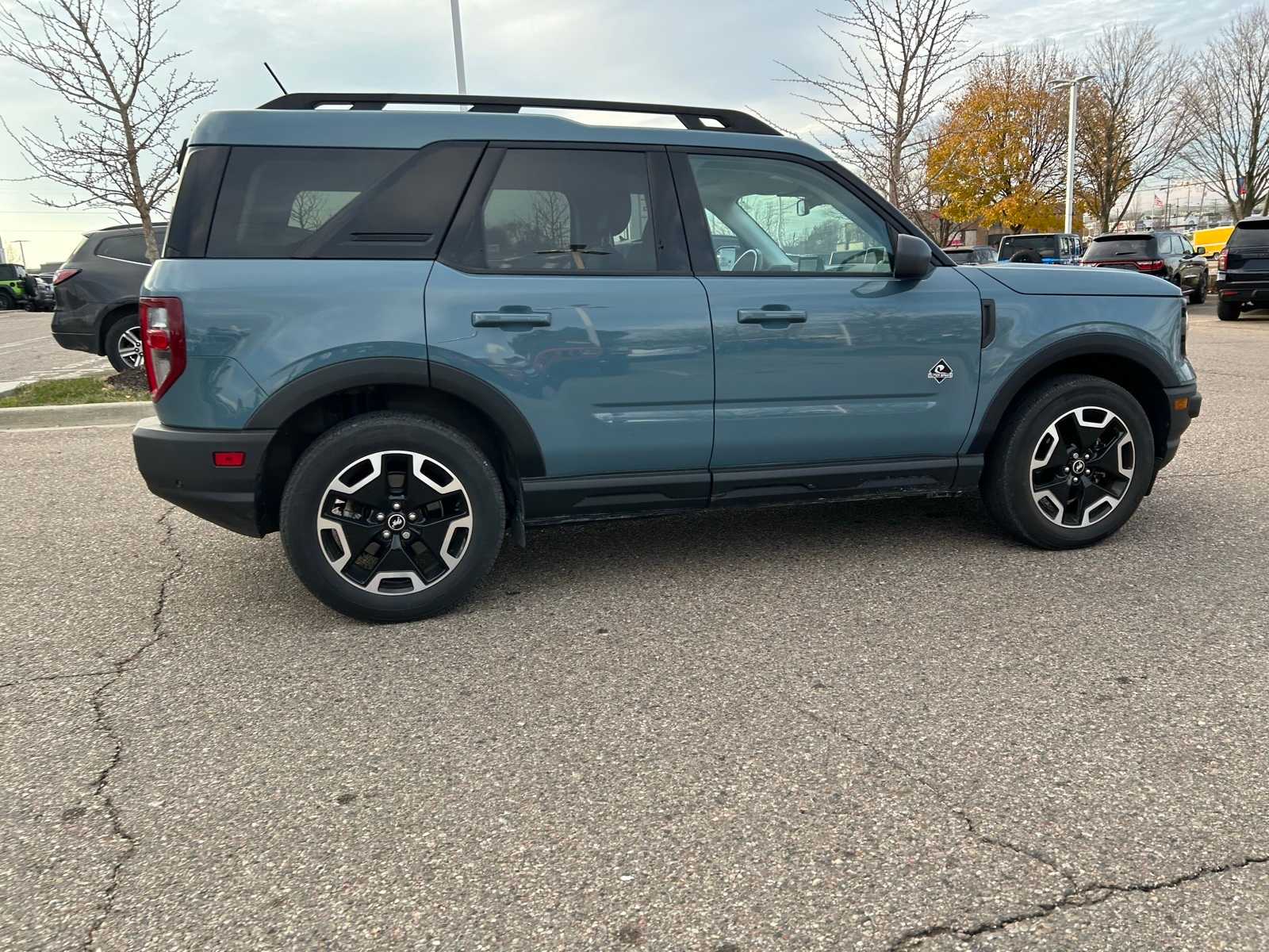 Thumbnail: 2023 Ford Bronco Sport - 14