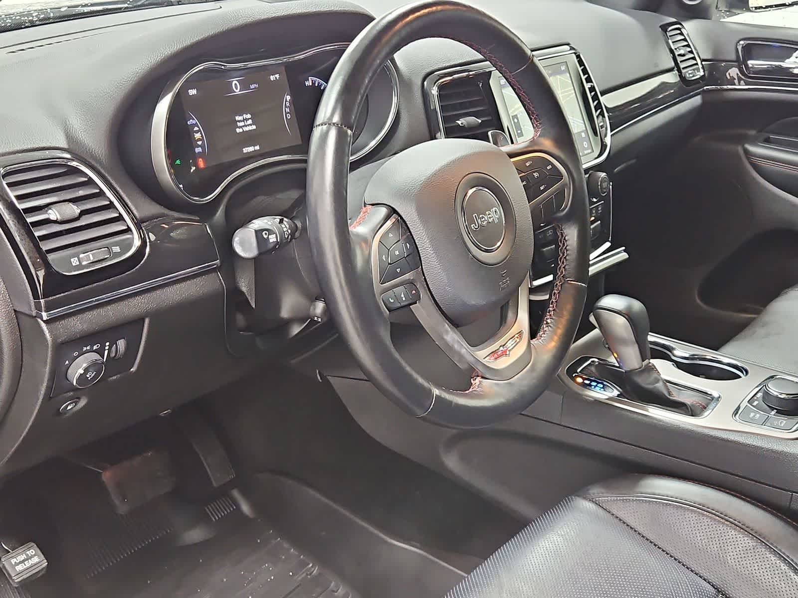 Thumbnail: 2021 Jeep Grand Cherokee - 10