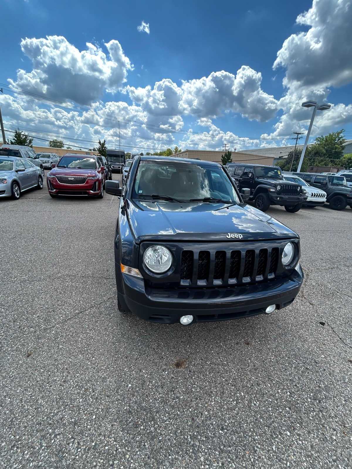 Thumbnail: 2014 Jeep Patriot - 6