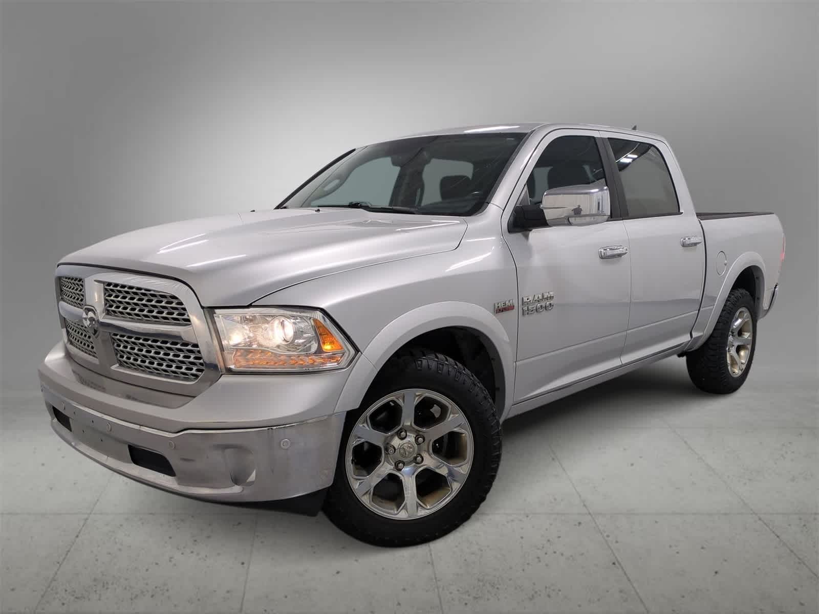 2016 RAM 1500 Laramie -
                  Farmington Hills, MI