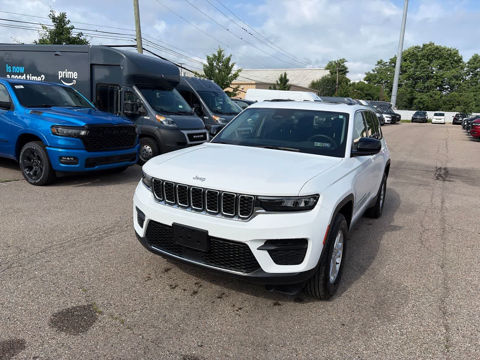 Thumbnail: 2023 Jeep Grand Cherokee - 2