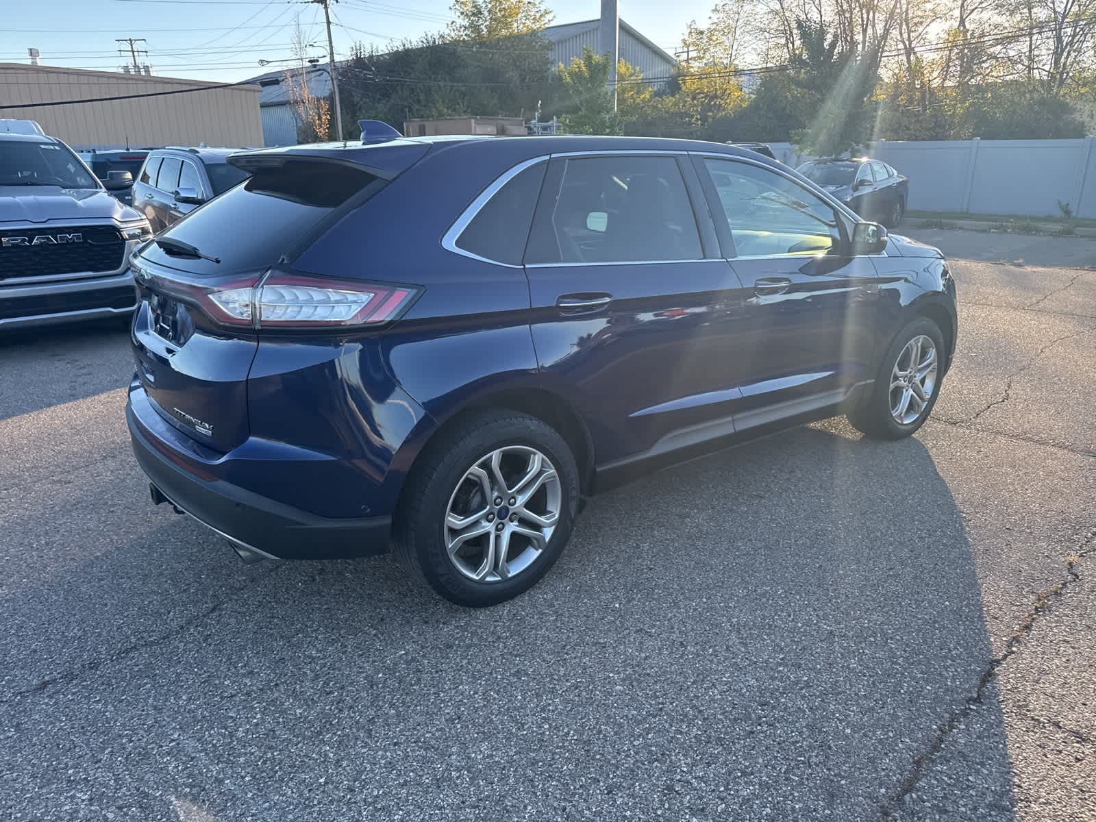 Thumbnail: 2016 Ford Edge - 12