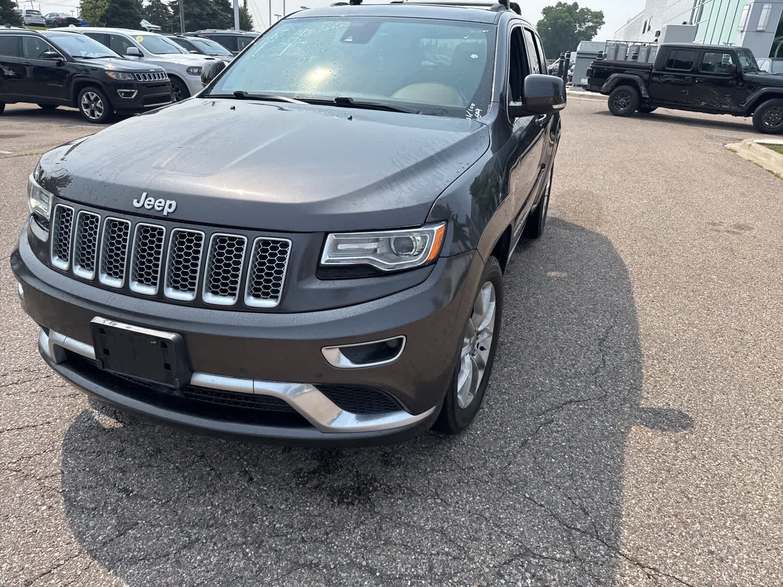 Thumbnail: 2015 Jeep Grand Cherokee - 3