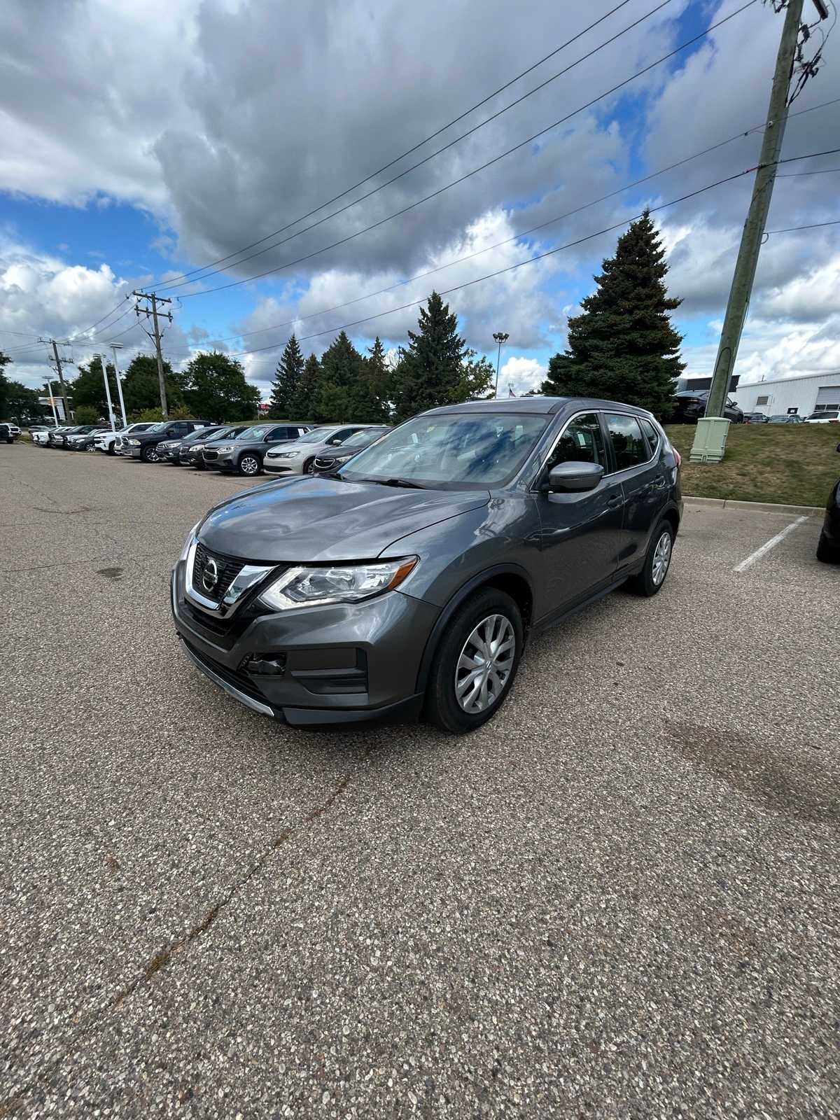 Thumbnail: 2019 Nissan Rogue - 4