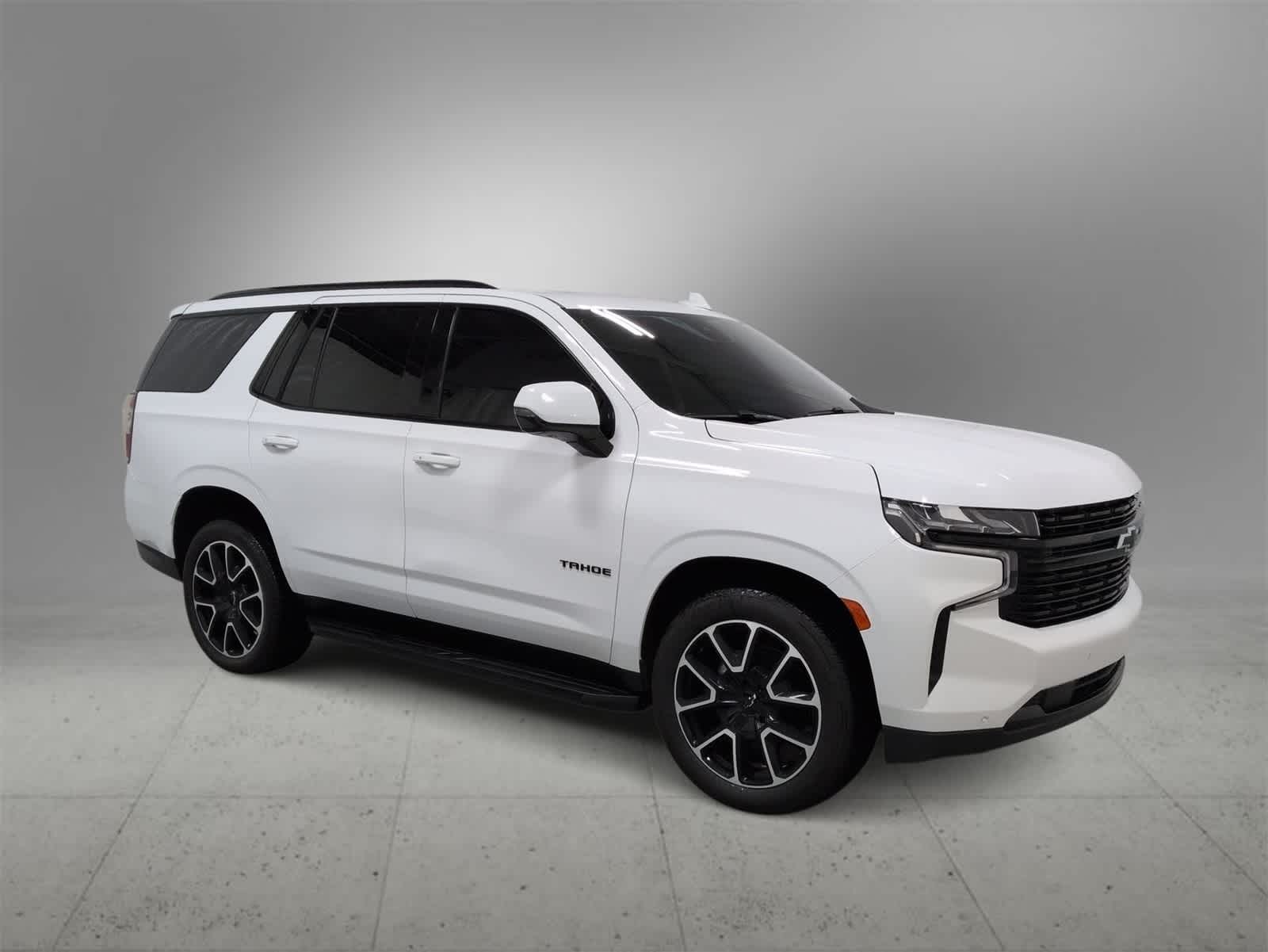 Thumbnail: 2023 Chevrolet Tahoe - 2