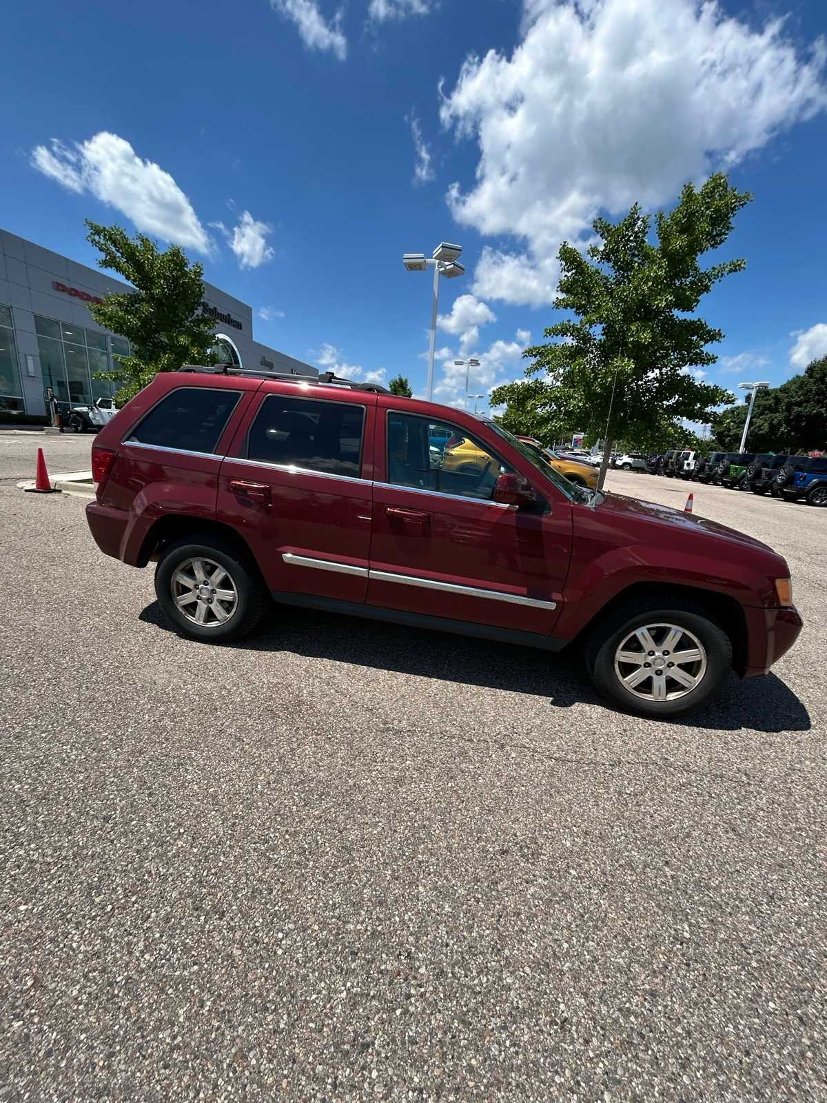 Thumbnail: 2008 Jeep Grand Cherokee - 14